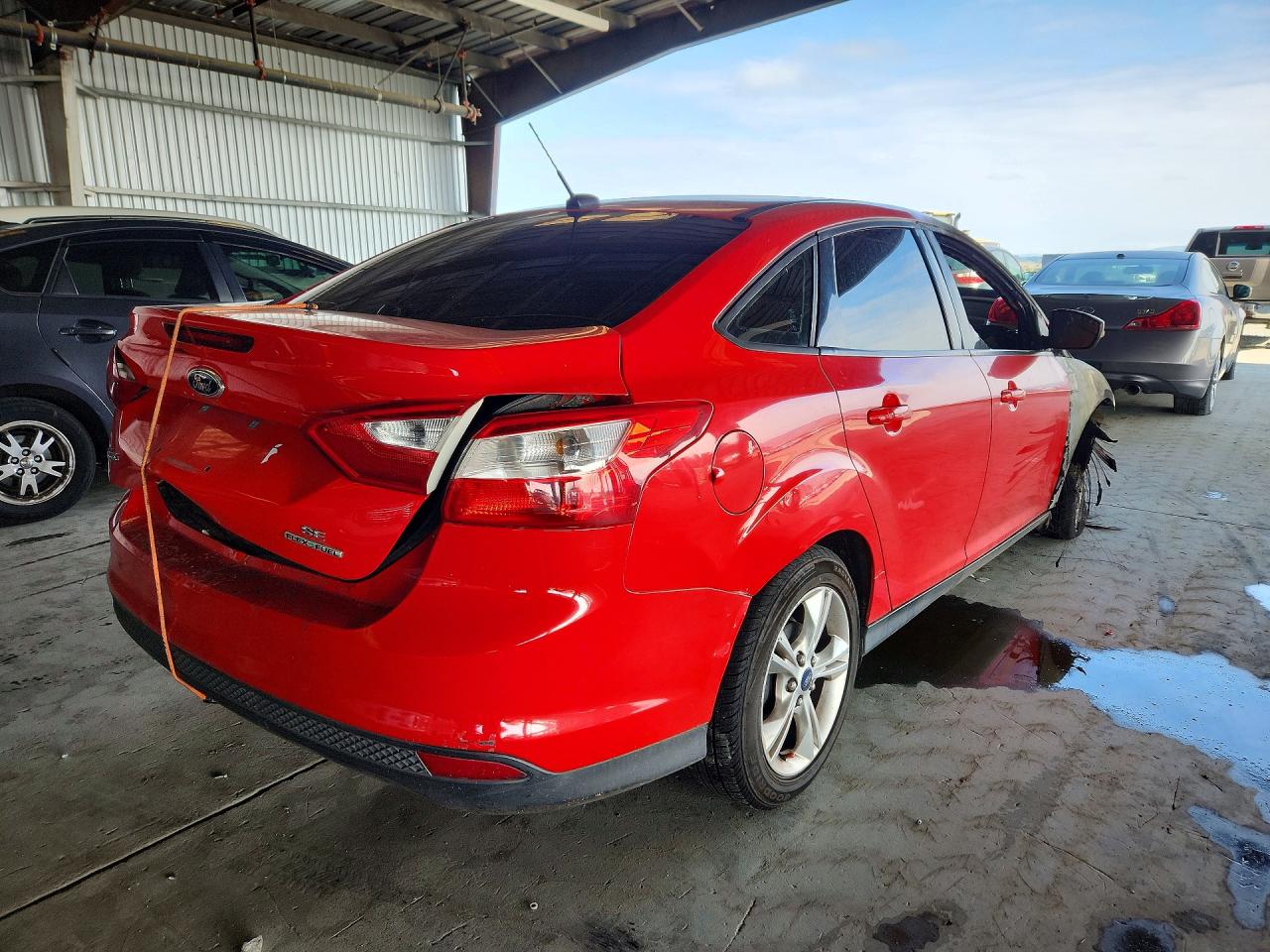 2014 Ford Focus Se Red vin: 1FADP3F29EL277149