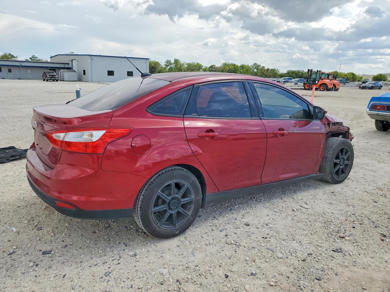 2014 Ford Focus Se Red vin: 1FADP3F29EL348740
