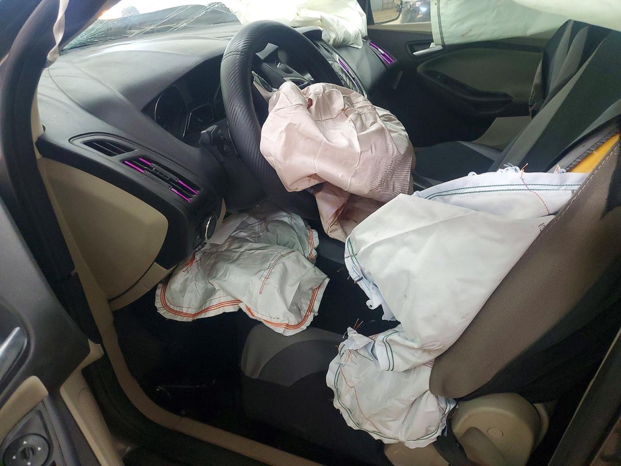 2014 Ford Focus Se Gray vin: 1FADP3F29EL359530