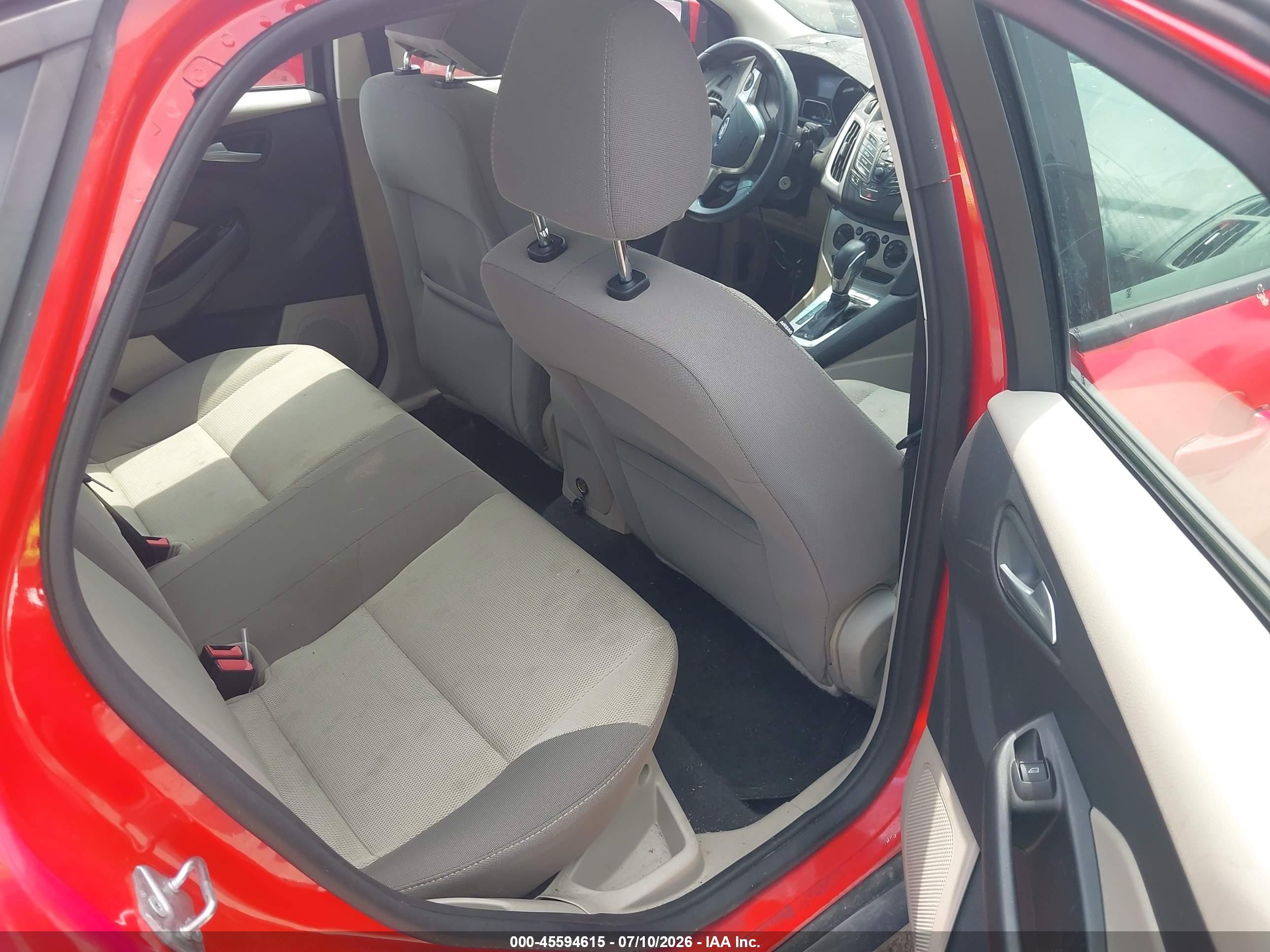 2014 Ford Focus Se Red vin: 1FADP3F29EL366333