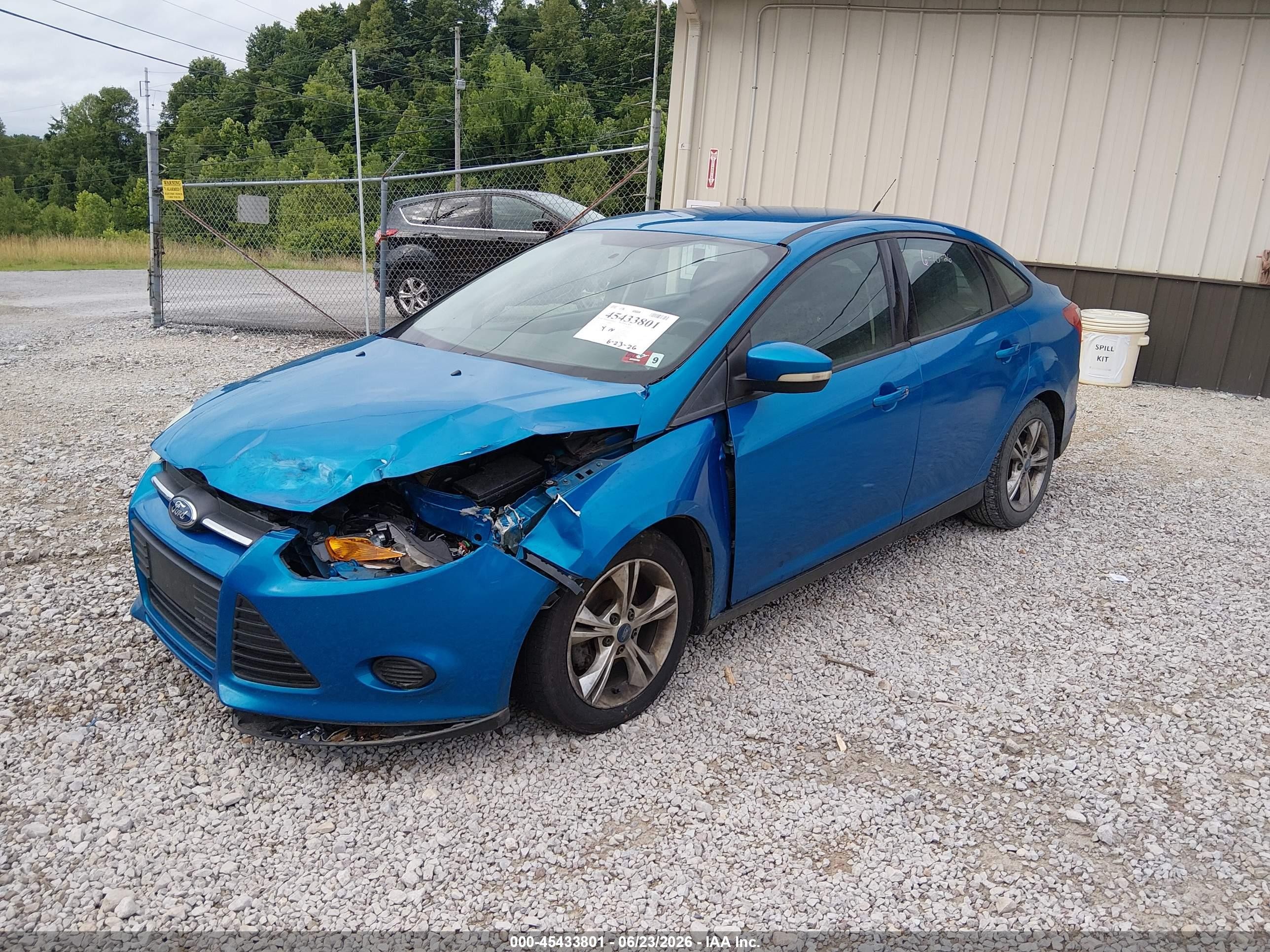 2014 Ford Focus Se Blue vin: 1FADP3F29EL371144