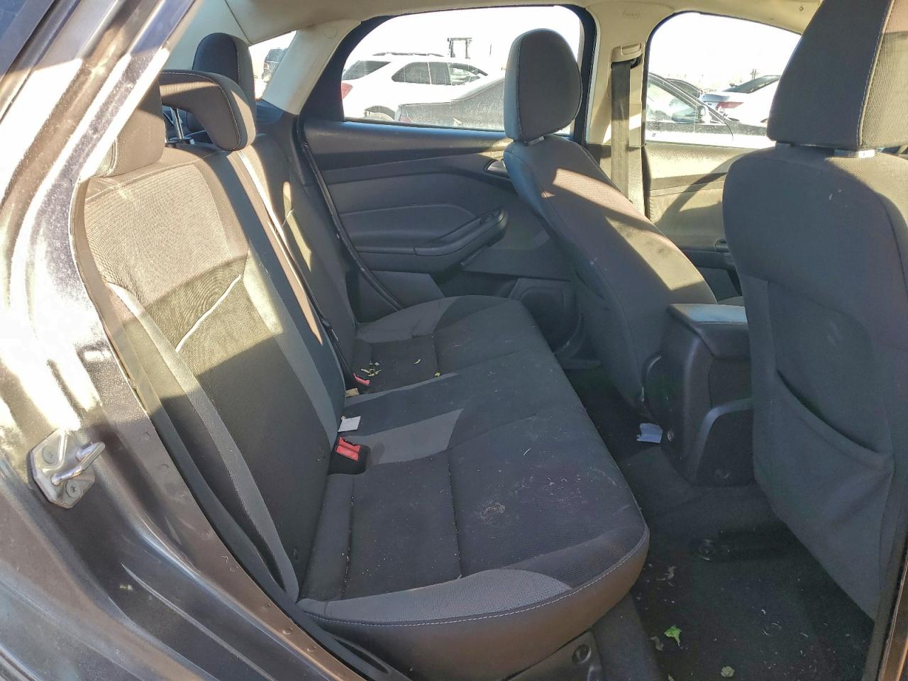 2014 Ford Focus Se Gray vin: 1FADP3F29EL373332