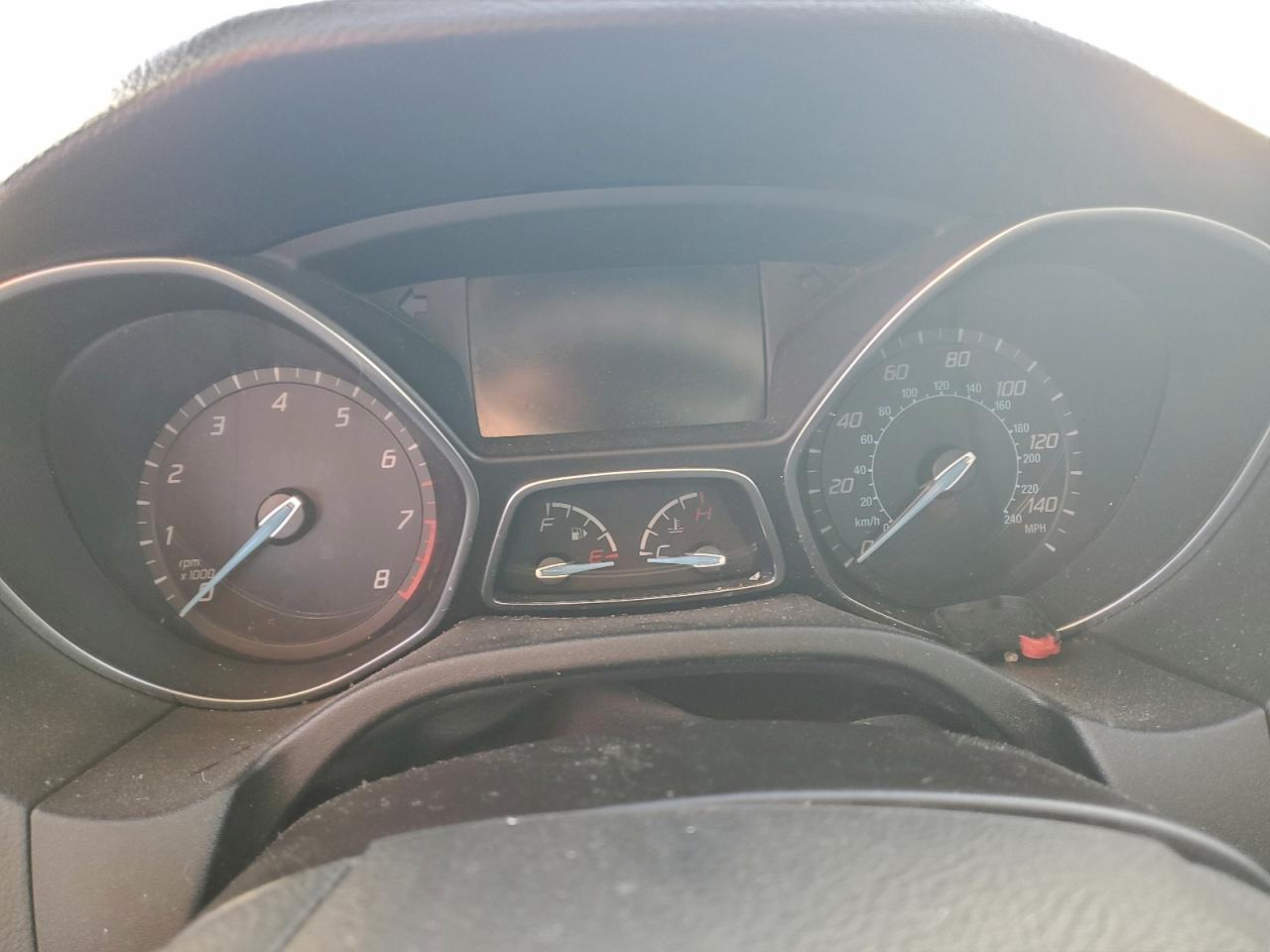 2014 Ford Focus Se Gray vin: 1FADP3F29EL373332