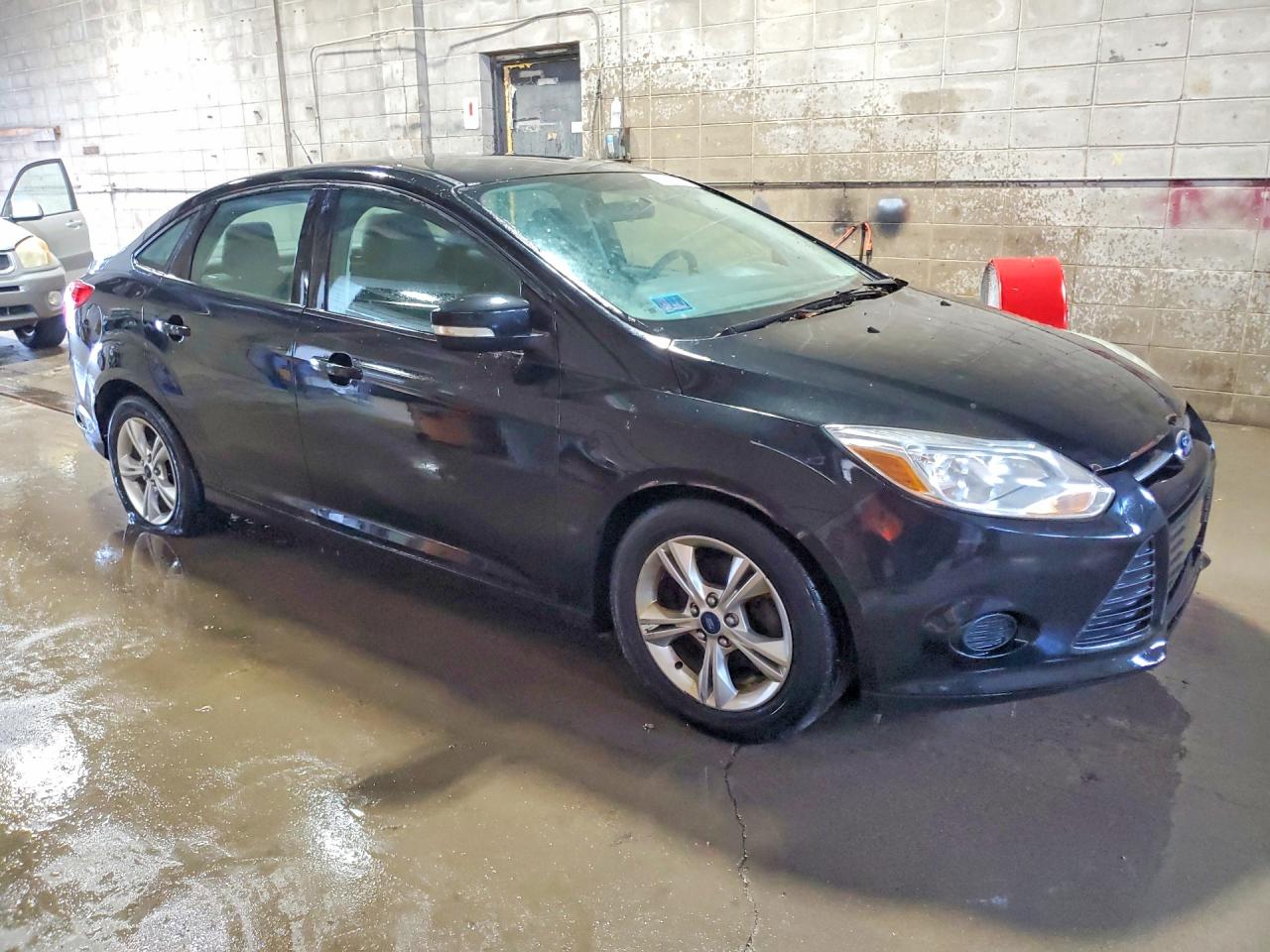 2014 Ford Focus Se Черный vin: 1FADP3F29EL374089