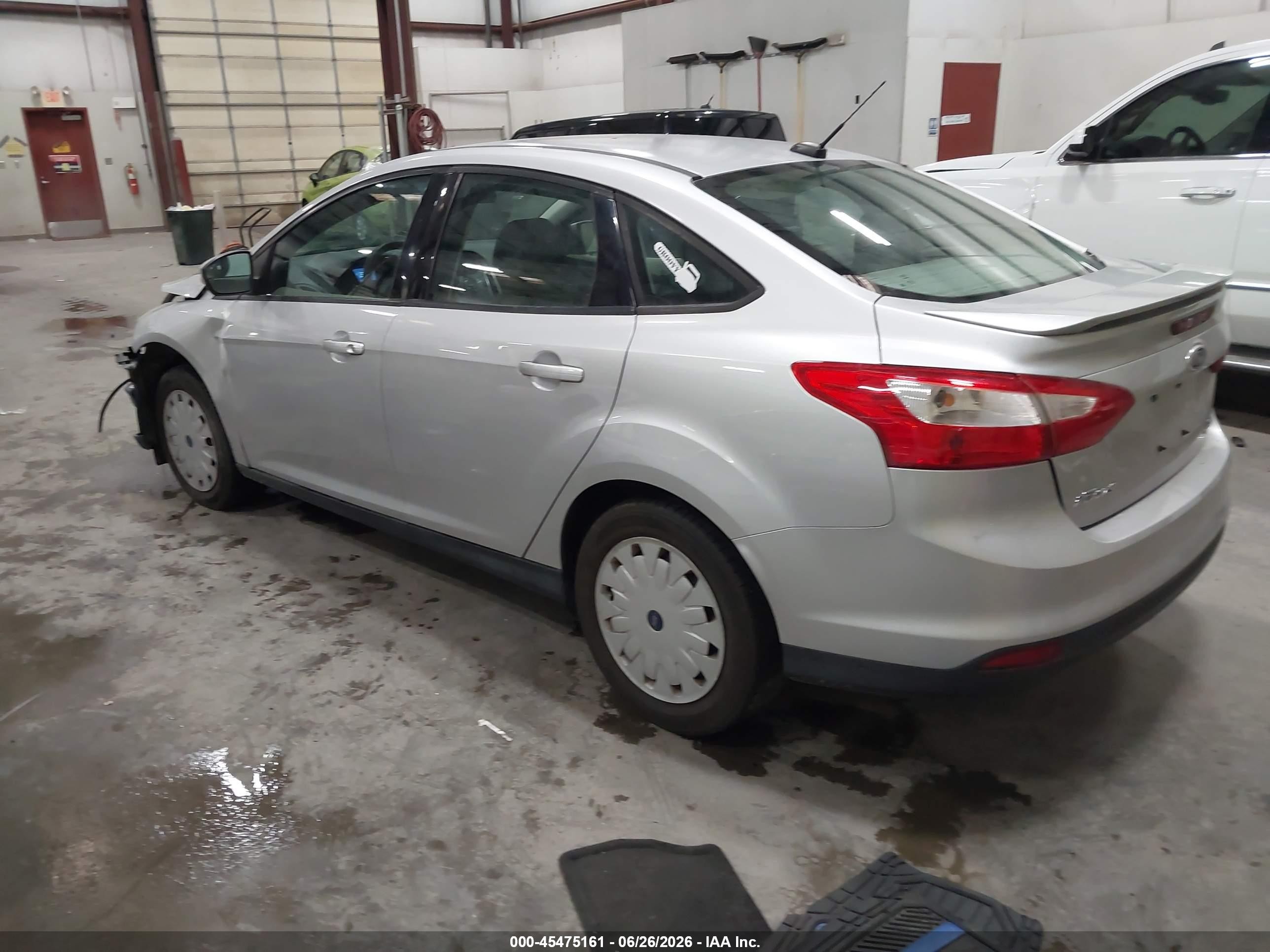 2014 Ford Focus Se Silver vin: 1FADP3F29EL376537