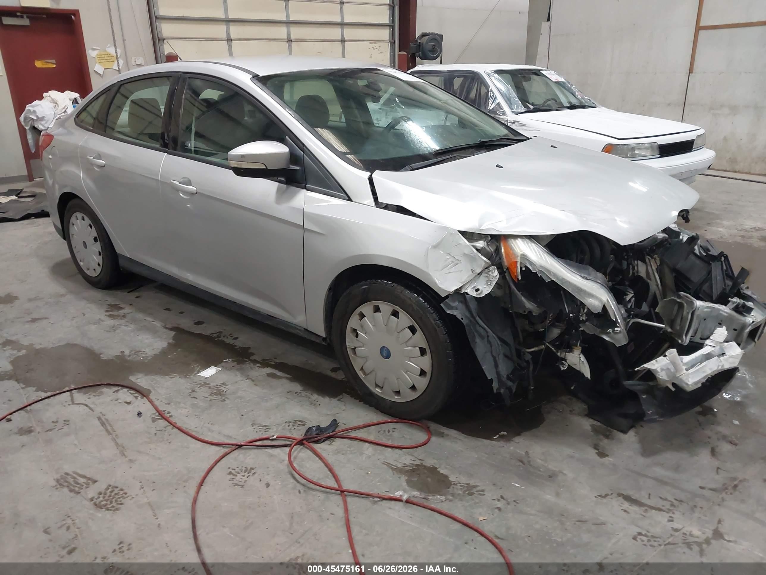 2014 Ford Focus Se Silver vin: 1FADP3F29EL376537
