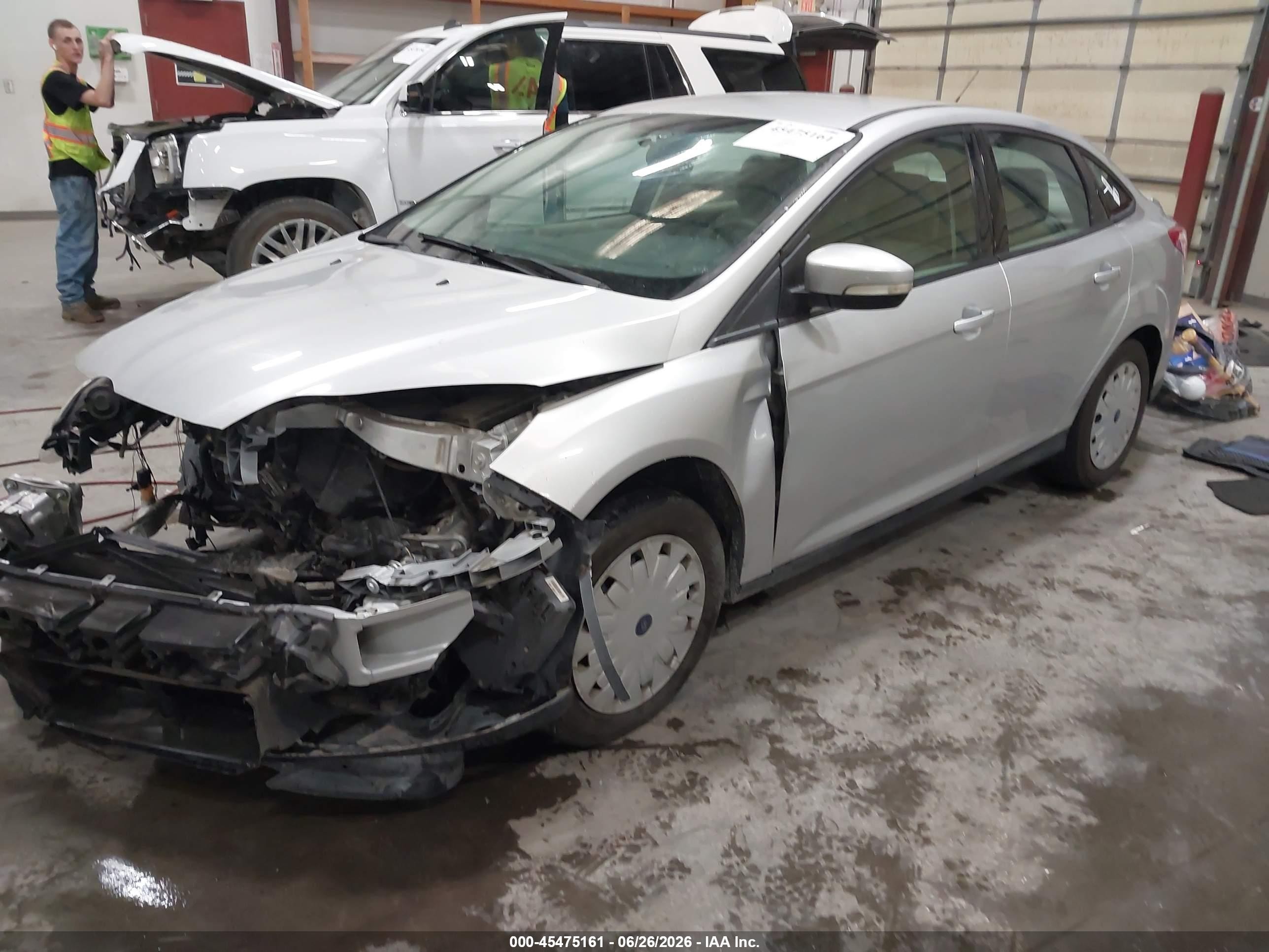 2014 Ford Focus Se Silver vin: 1FADP3F29EL376537