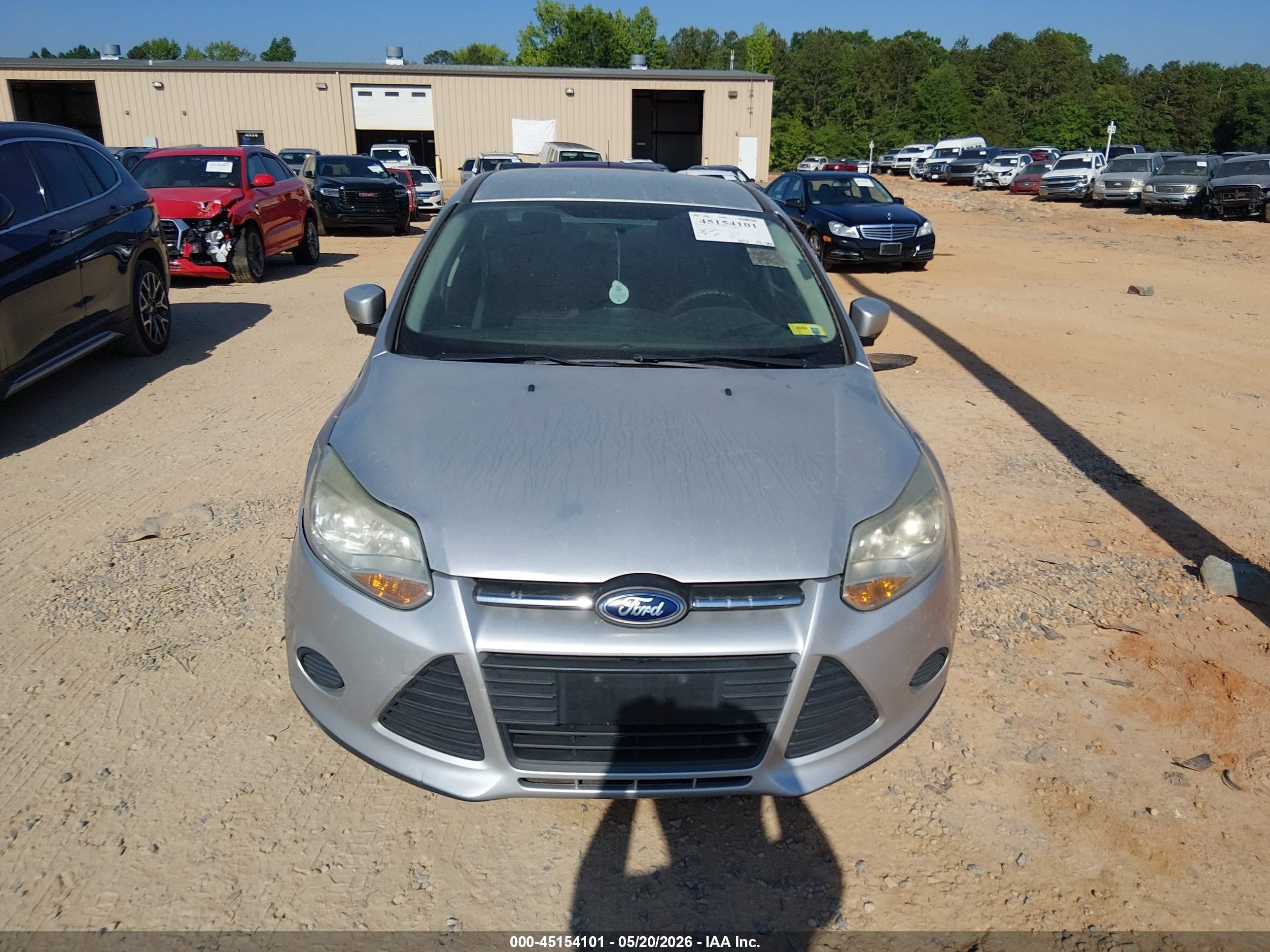 2014 Ford Focus Se Серебряный vin: 1FADP3F29EL394200