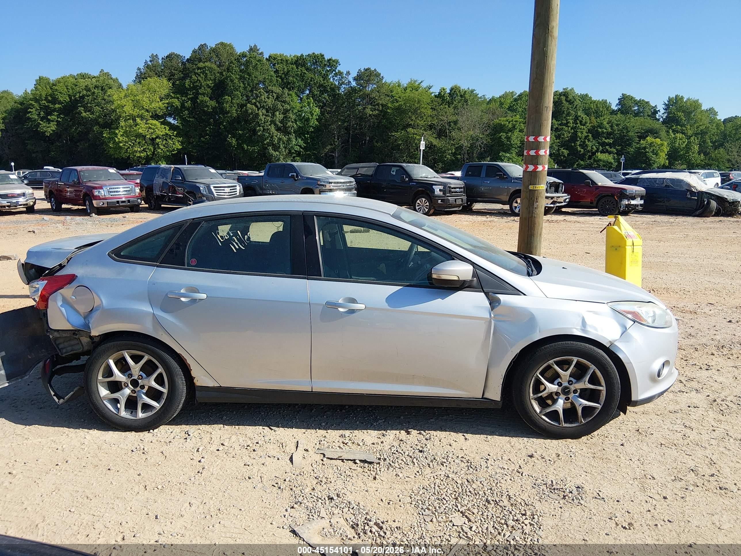 2014 Ford Focus Se Серебряный vin: 1FADP3F29EL394200
