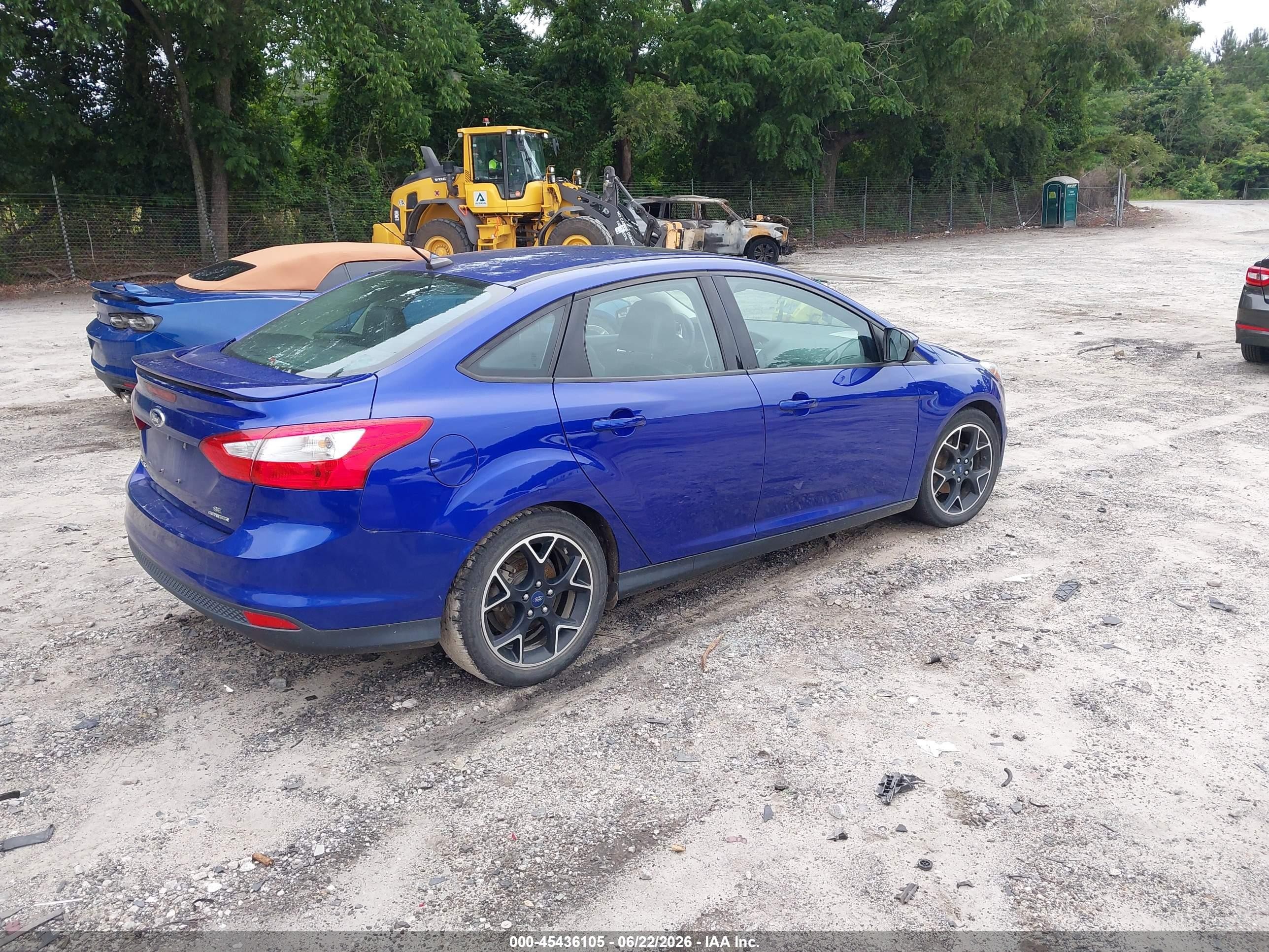 2014 Ford Focus Se Blue vin: 1FADP3F29EL417099