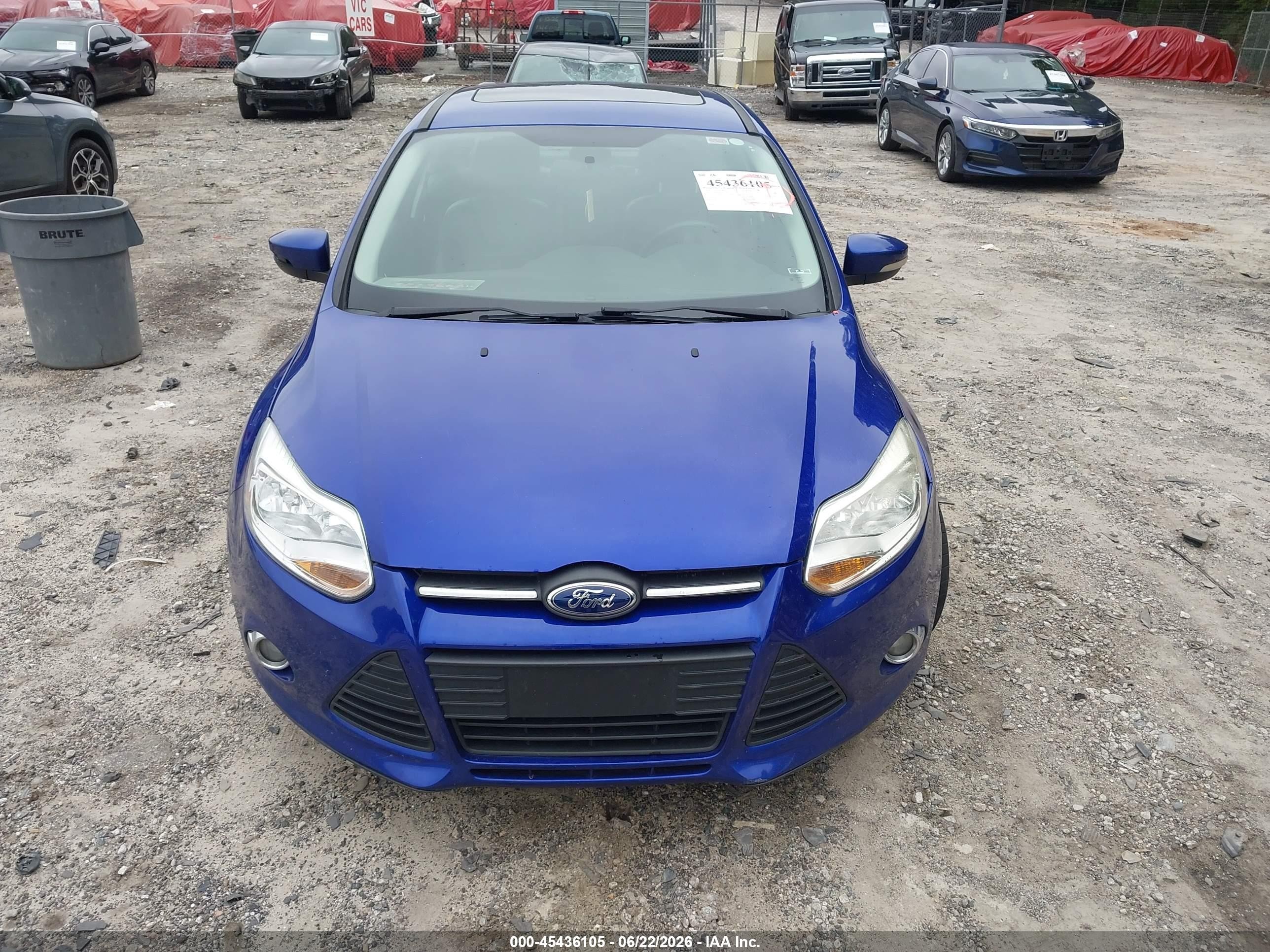 2014 Ford Focus Se Blue vin: 1FADP3F29EL417099