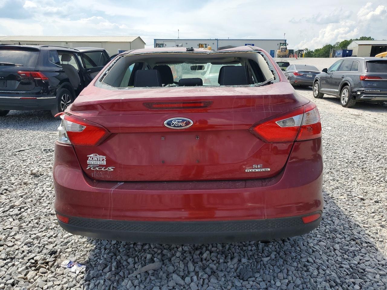 2014 Ford Focus Se Maroon vin: 1FADP3F29EL426238