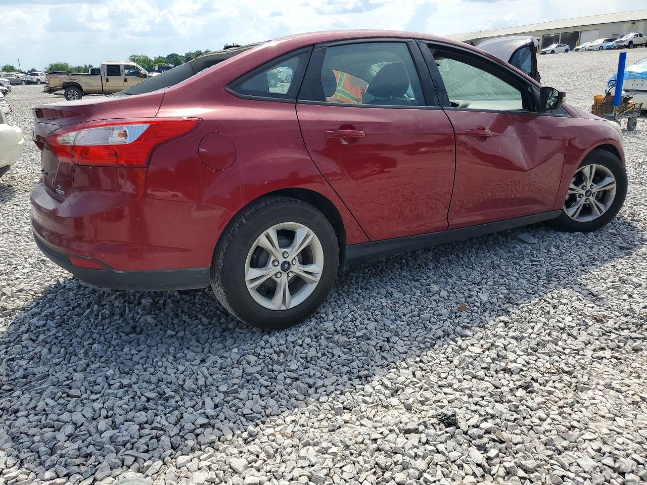 2014 Ford Focus Se Maroon vin: 1FADP3F29EL426238
