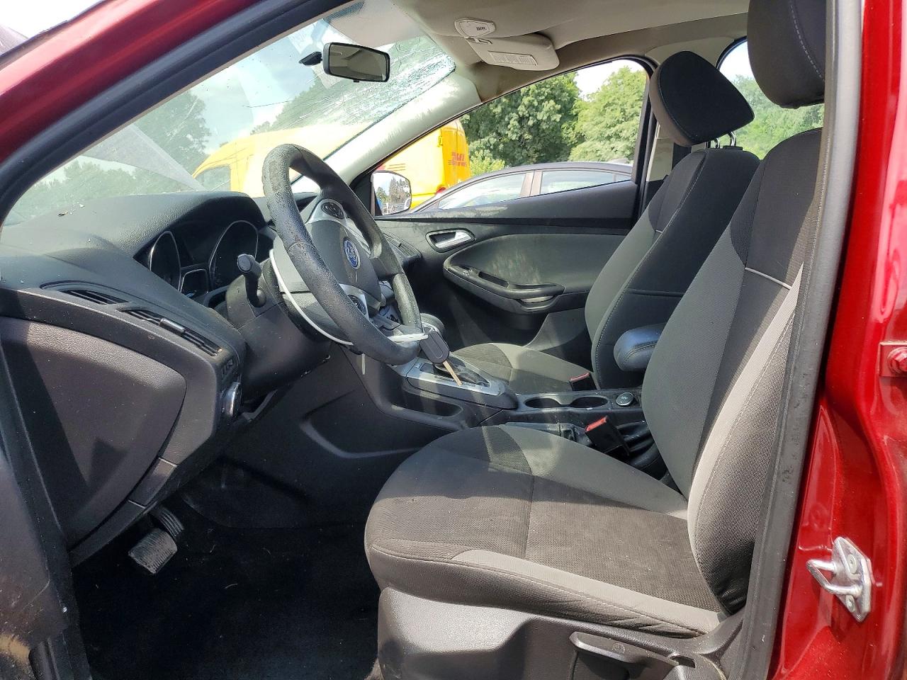 2014 Ford Focus Se Maroon vin: 1FADP3F29EL426238