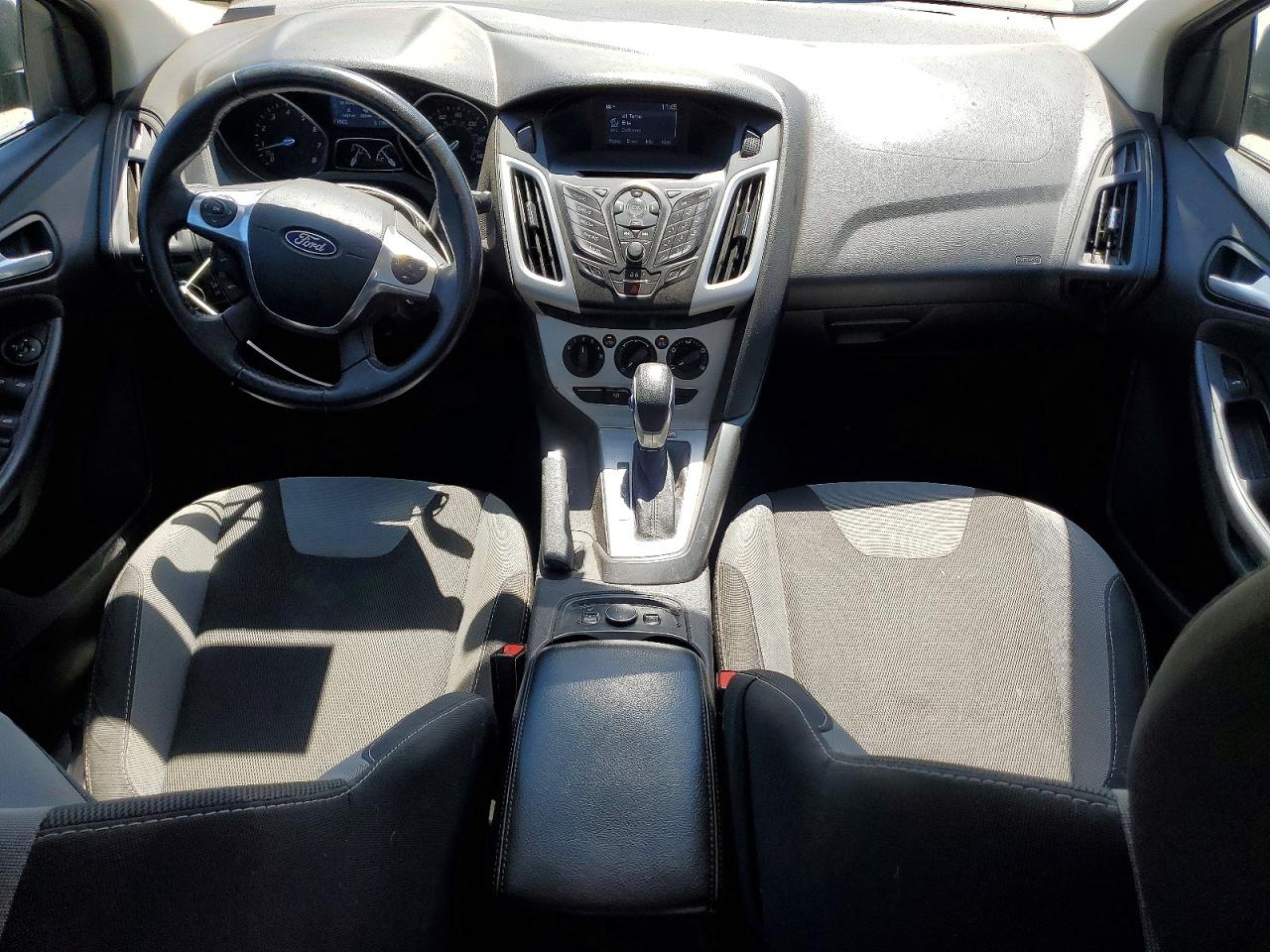 2014 Ford Focus Se Gray vin: 1FADP3F29EL434811