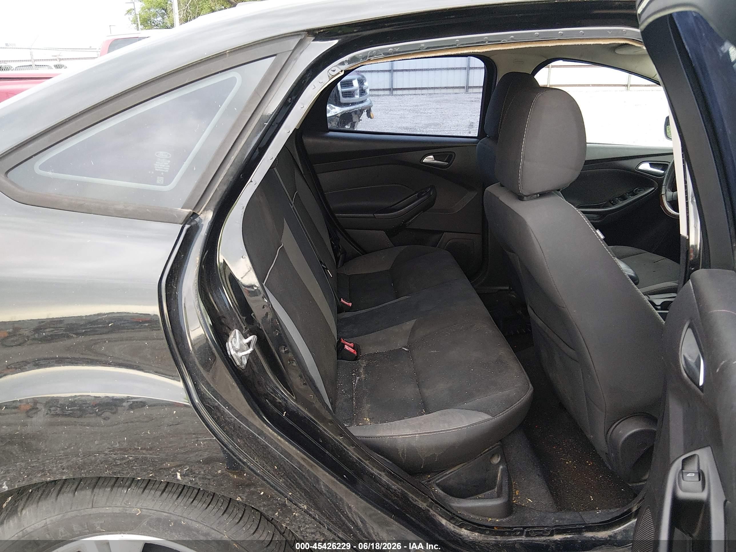 2014 Ford Focus Se Black vin: 1FADP3F29EL440964