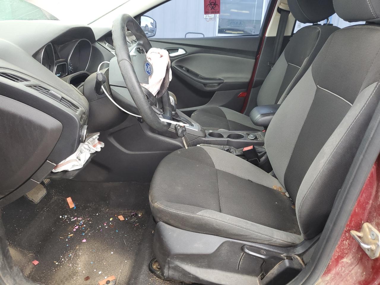 2014 Ford Focus Se Red vin: 1FADP3F29EL441225