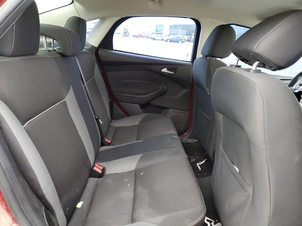 2014 Ford Focus Se Red vin: 1FADP3F29EL441225