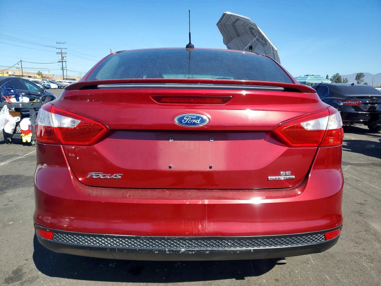 2014 Ford Focus Se Burgundy vin: 1FADP3F29EL442472