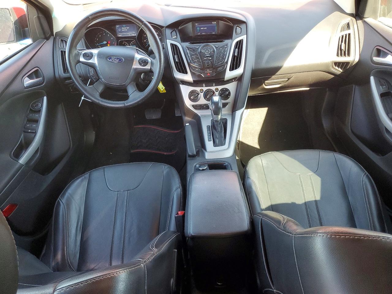 2014 Ford Focus Se Burgundy vin: 1FADP3F29EL442472