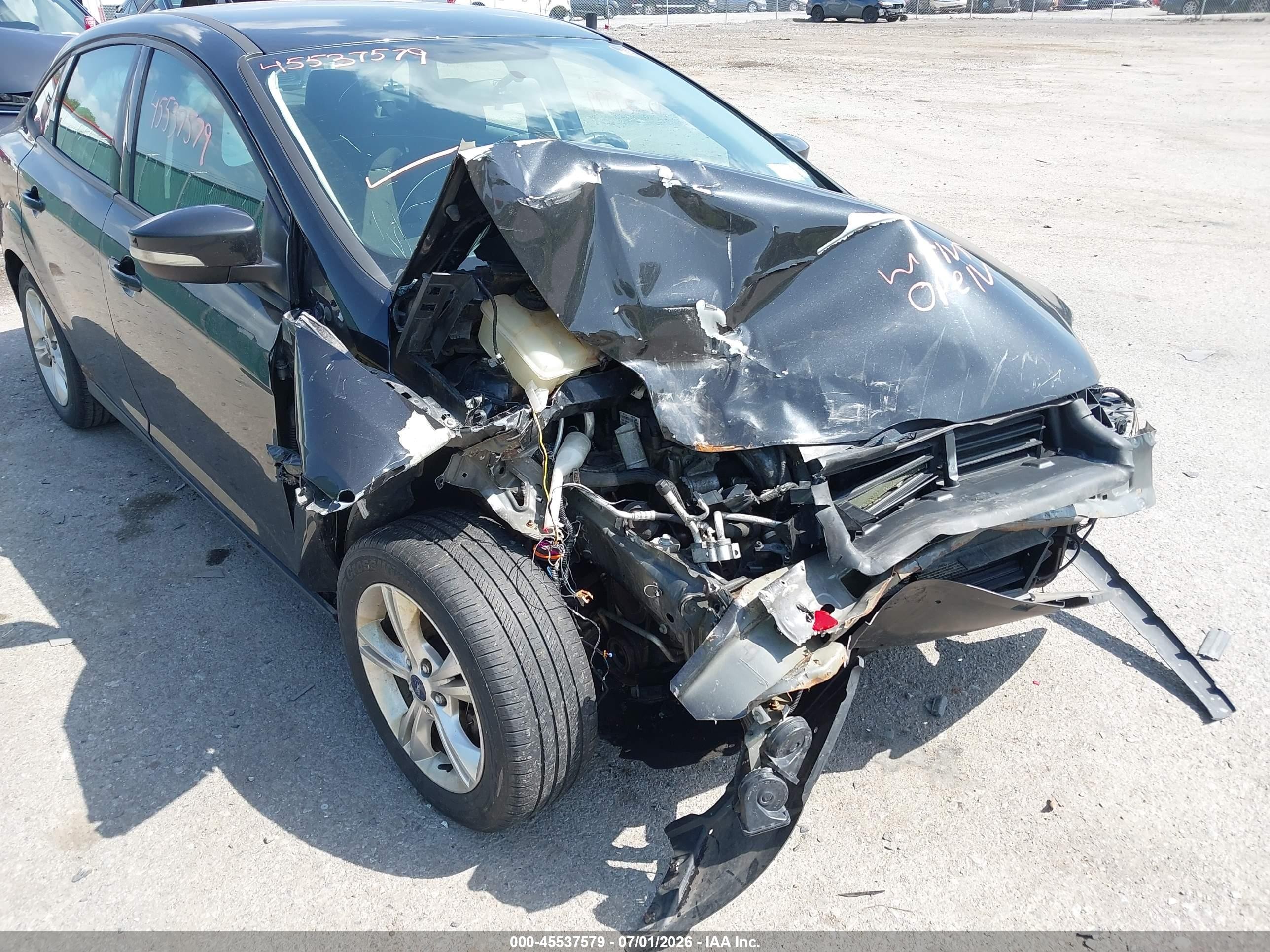 2014 Ford Focus Se Gray vin: 1FADP3F29EL456789