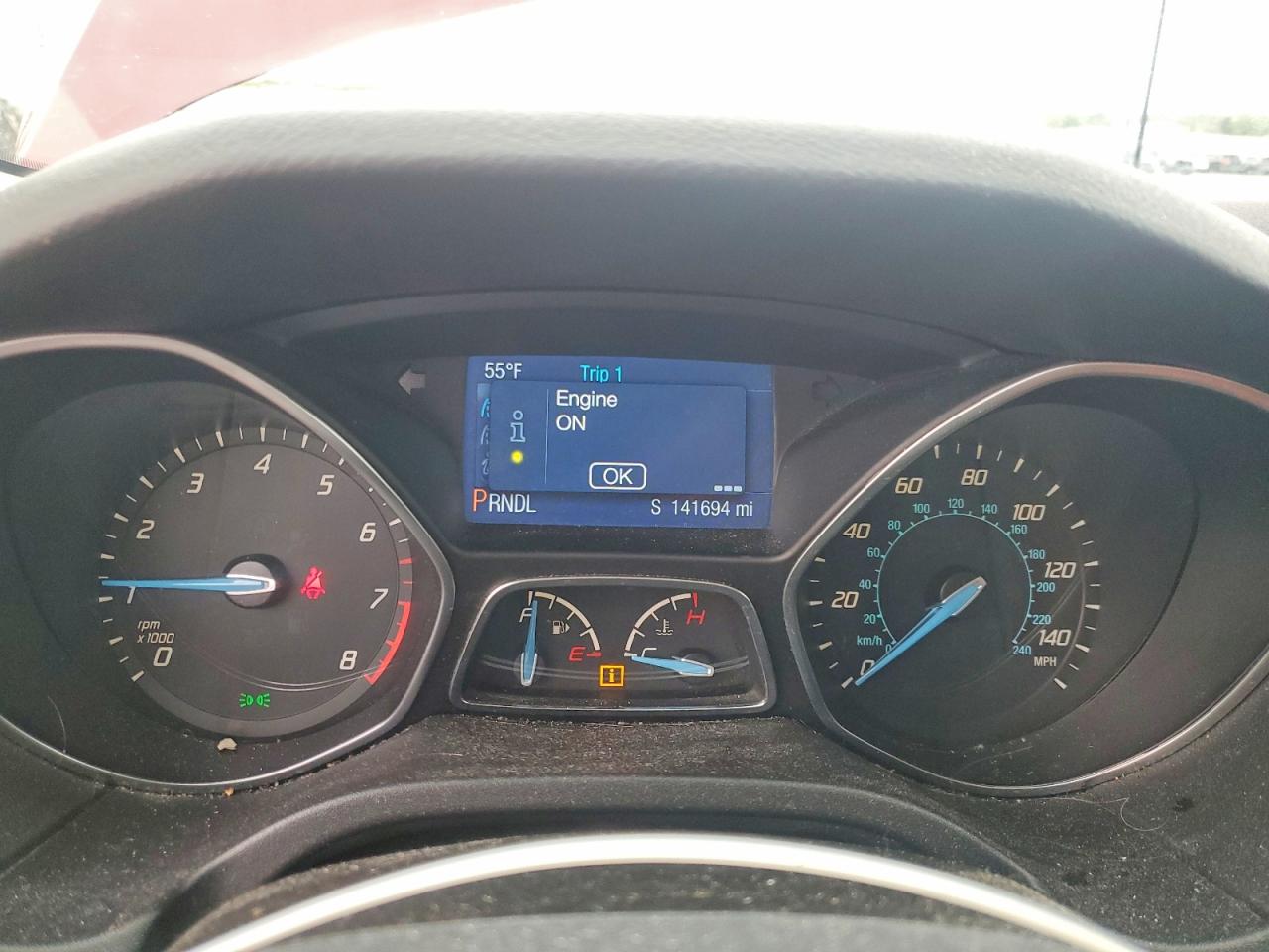 2014 Ford Focus Se Burgundy vin: 1FADP3F29EL459269