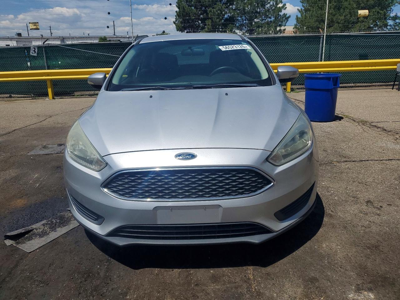 2015 Ford Focus Se Gray vin: 1FADP3F29FL205613