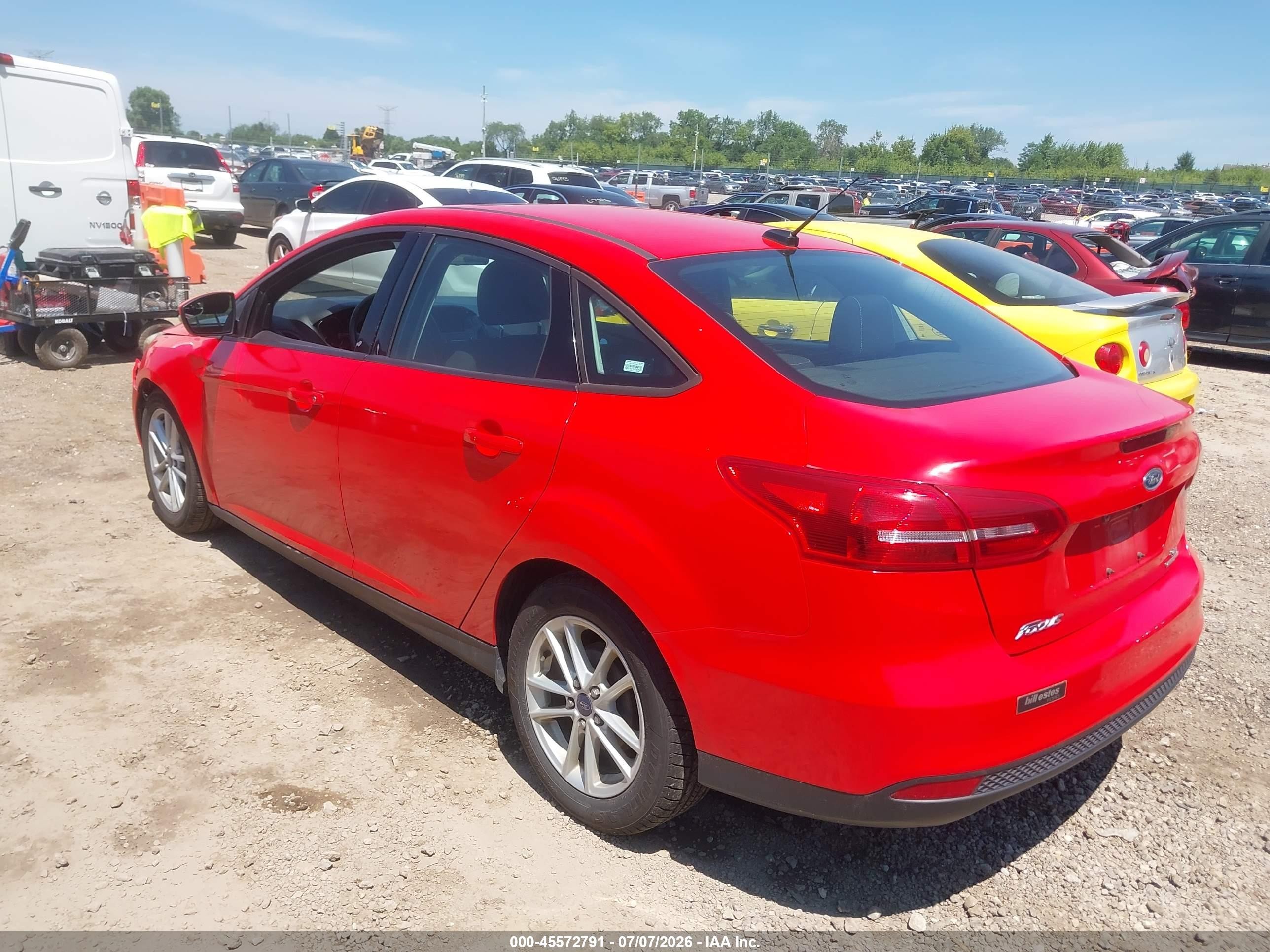 2015 Ford Focus Se Red vin: 1FADP3F29FL205840