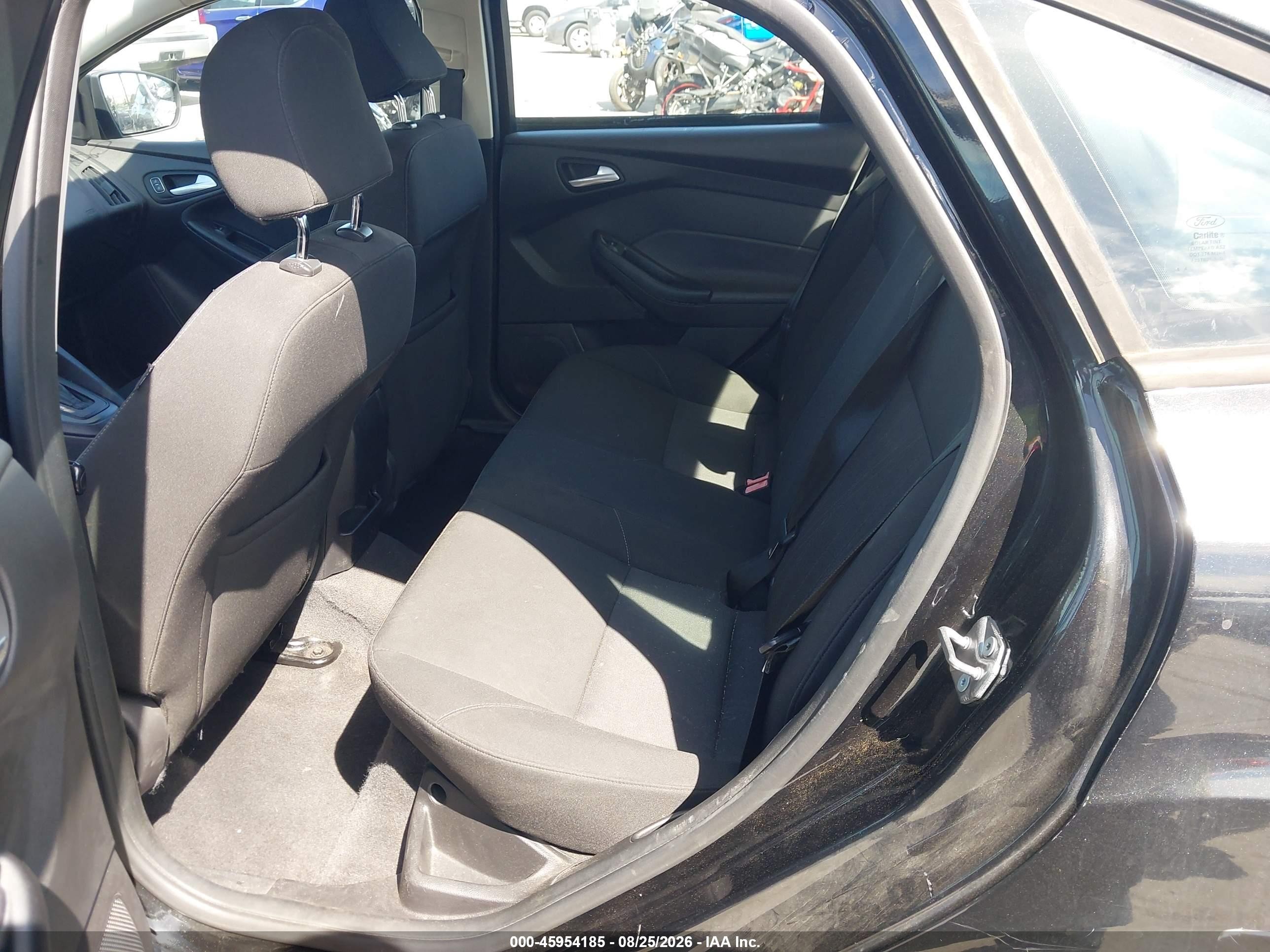 2015 Ford Focus Se Black vin: 1FADP3F29FL241592