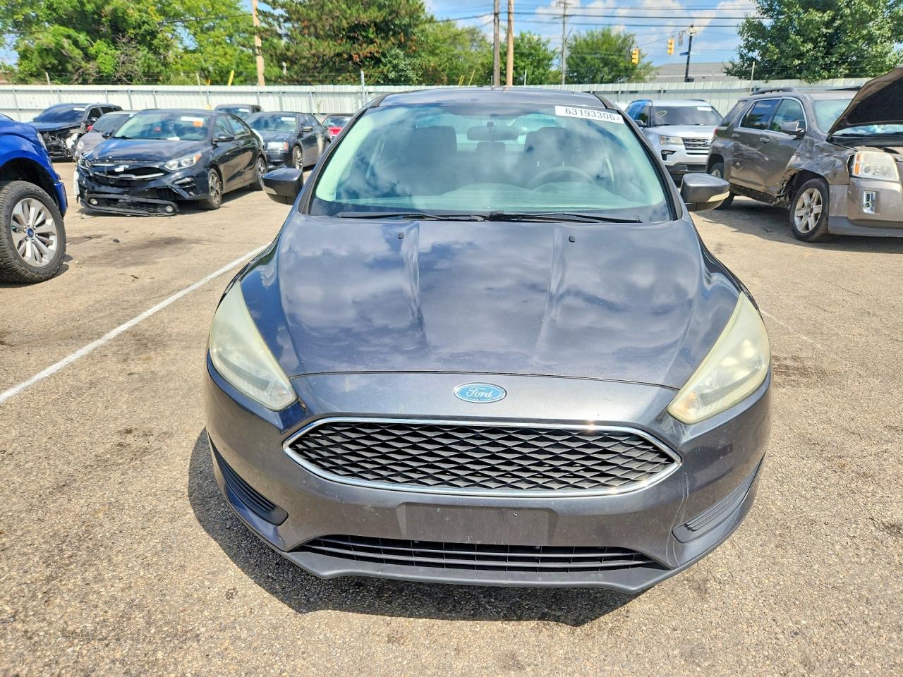 2015 Ford Focus Se Gray vin: 1FADP3F29FL270185