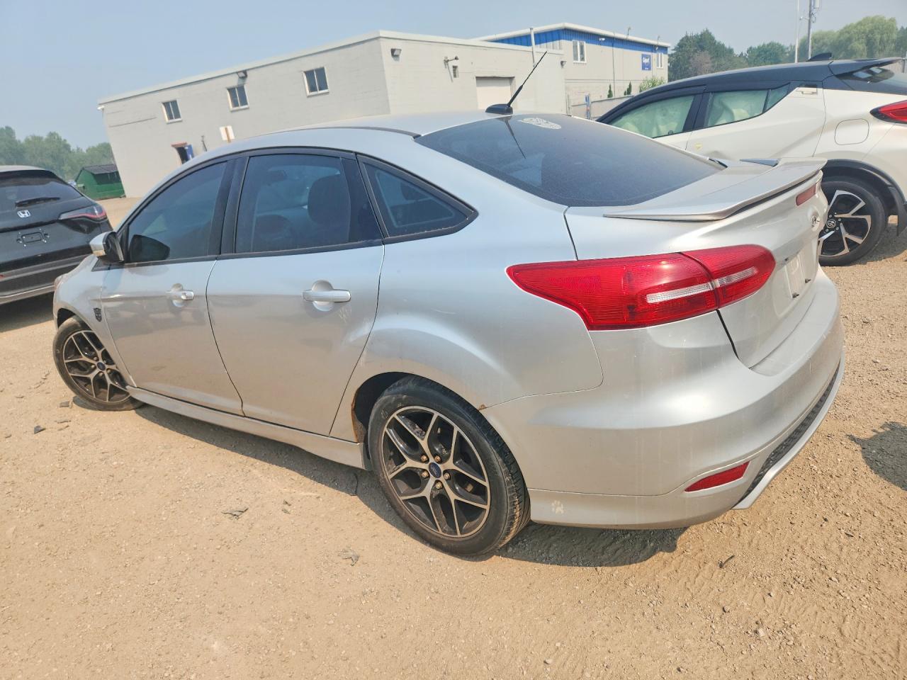 2015 Ford Focus Se Silver vin: 1FADP3F29FL278416