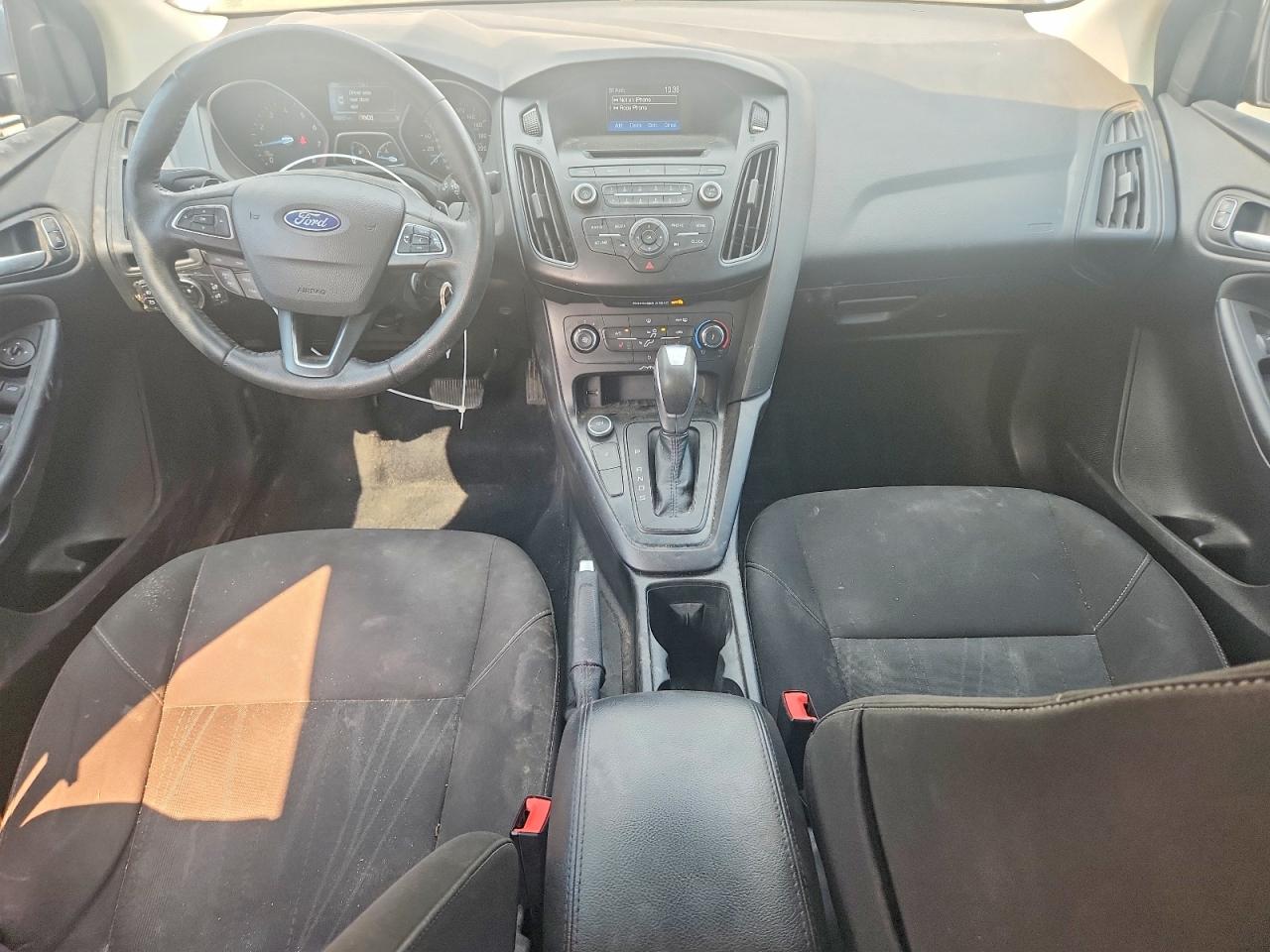2015 Ford Focus Se Silver vin: 1FADP3F29FL278416
