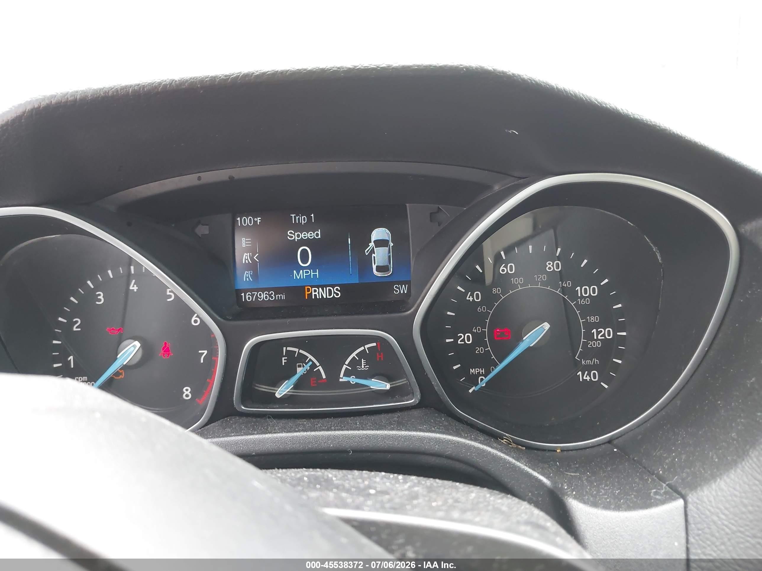 2015 Ford Focus Se Red vin: 1FADP3F29FL323869