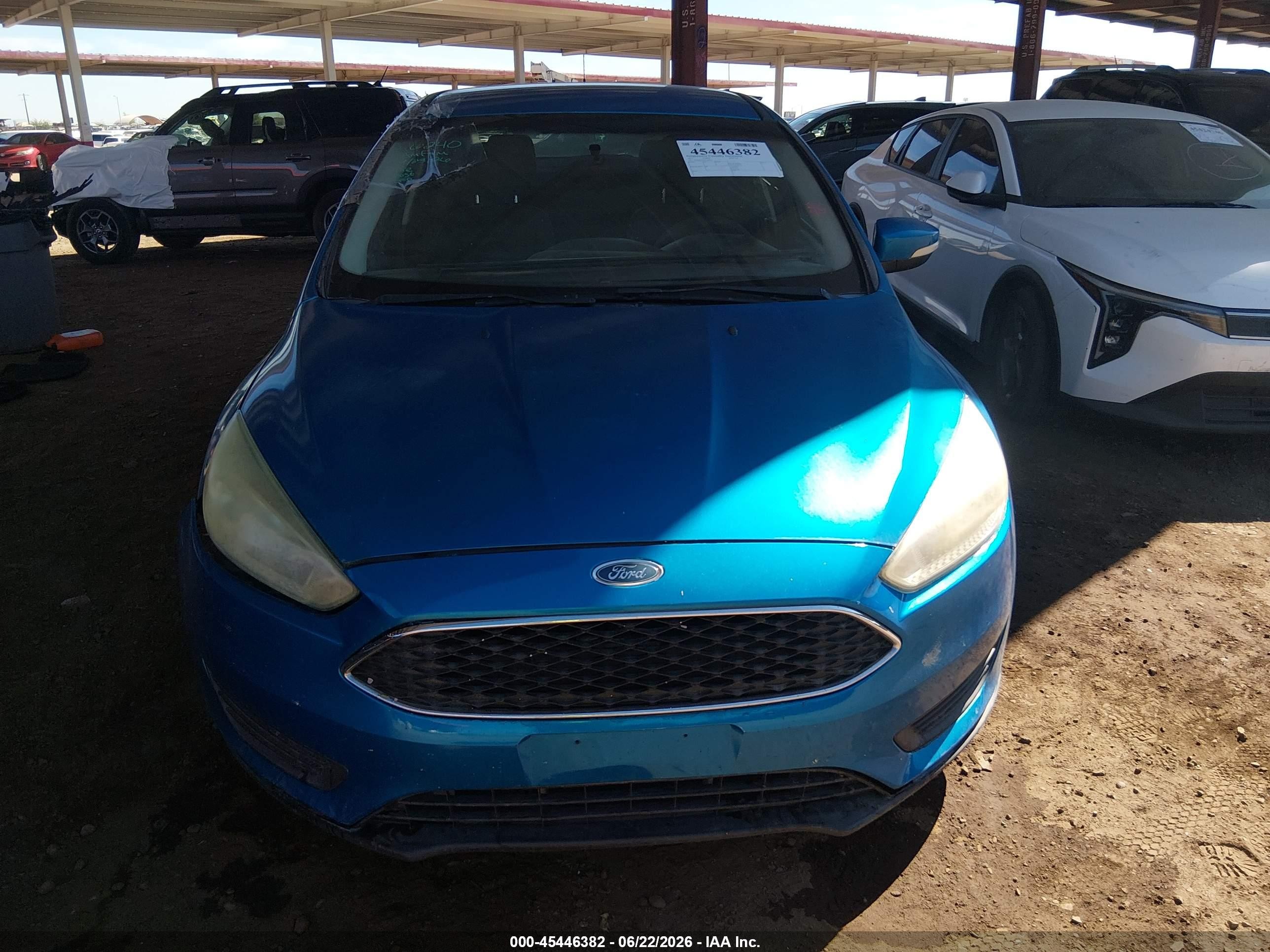 2015 Ford Focus Se Blue vin: 1FADP3F29FL342227