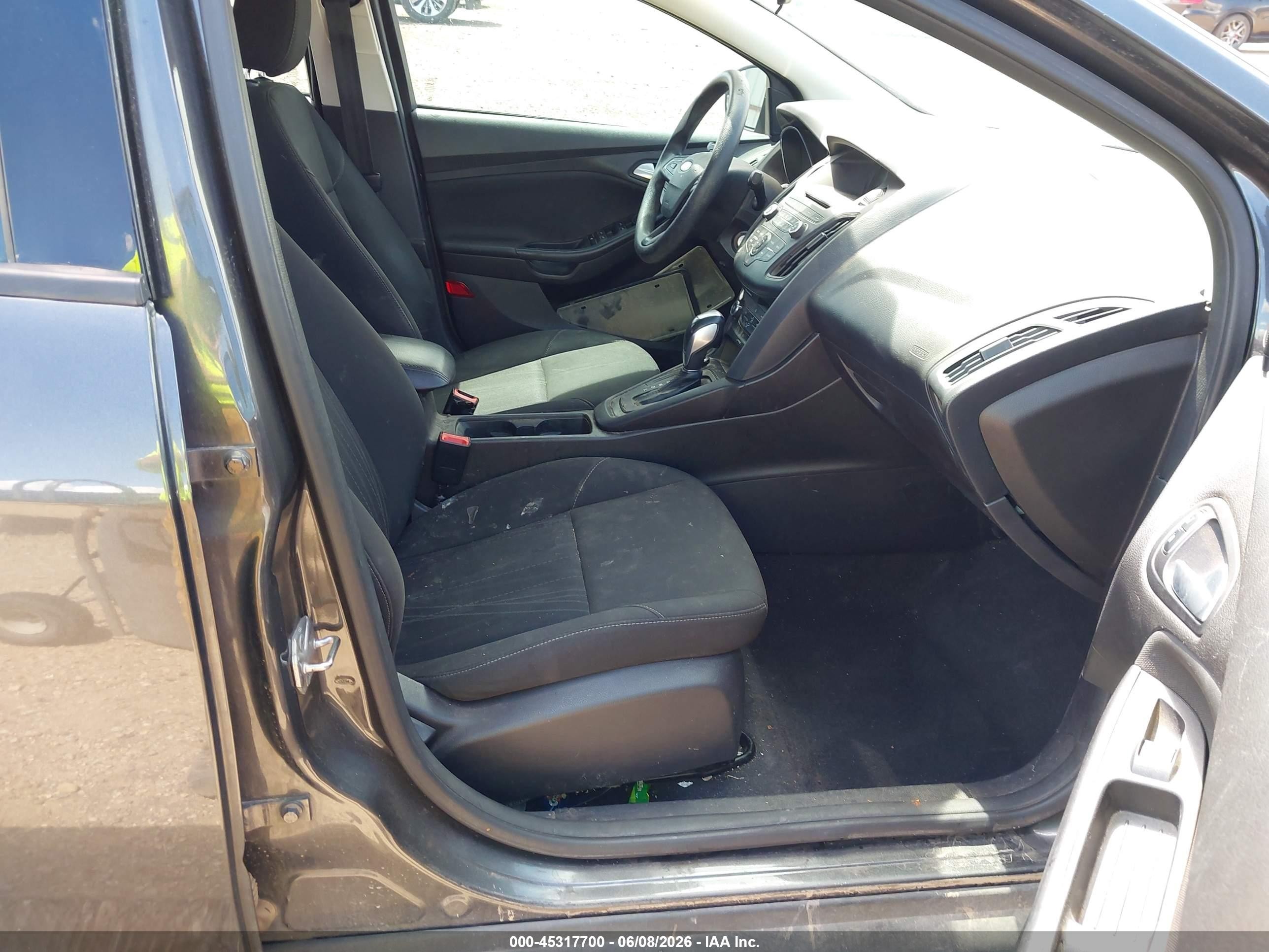 2015 Ford Focus Se Gray vin: 1FADP3F29FL363451