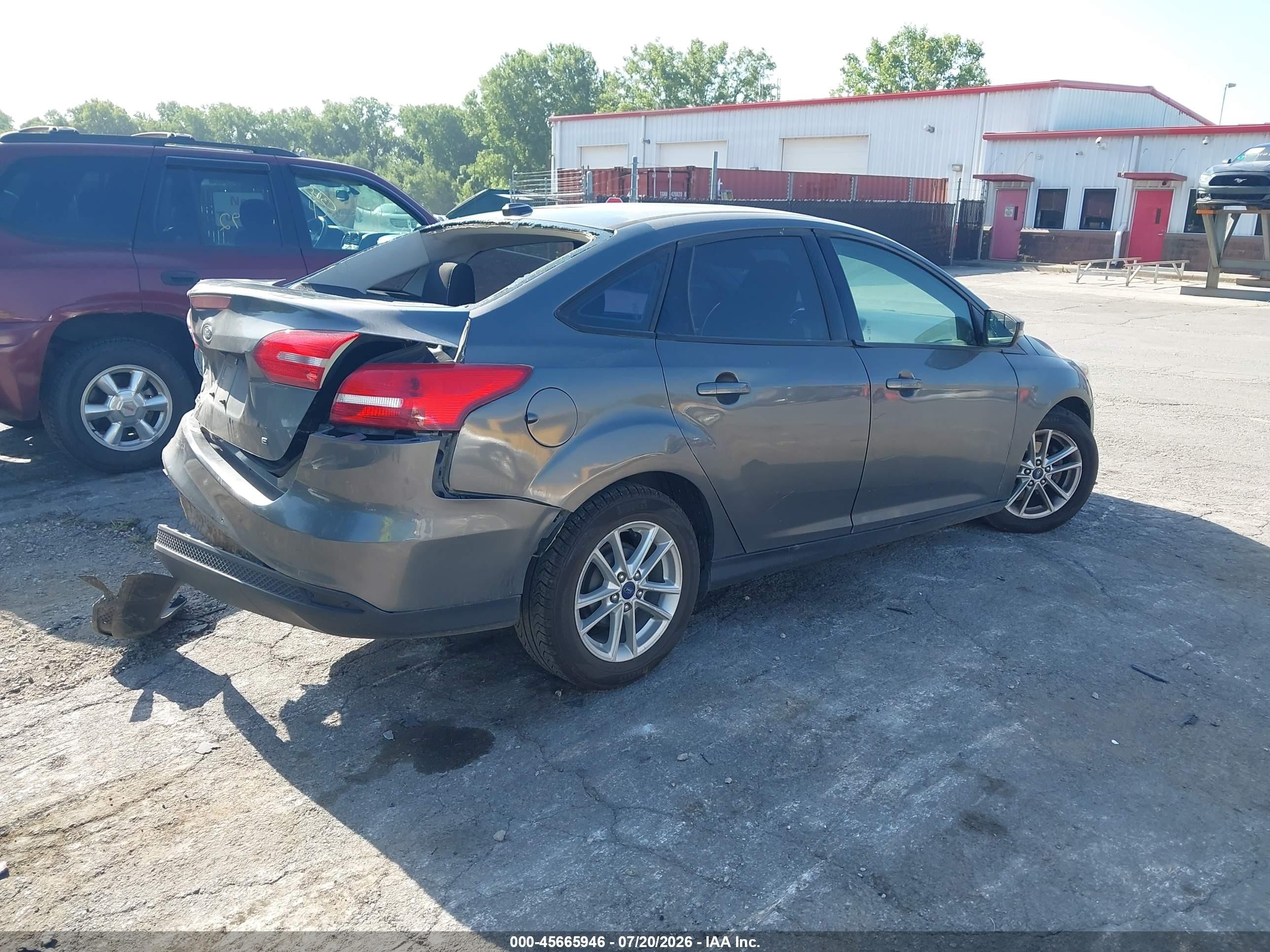 2015 Ford Focus Se Silver vin: 1FADP3F29FL379892