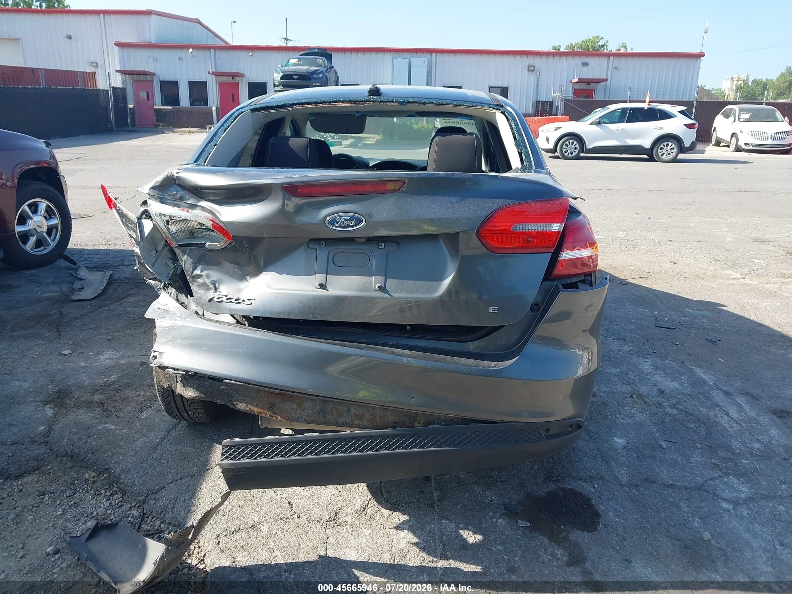 2015 Ford Focus Se Silver vin: 1FADP3F29FL379892