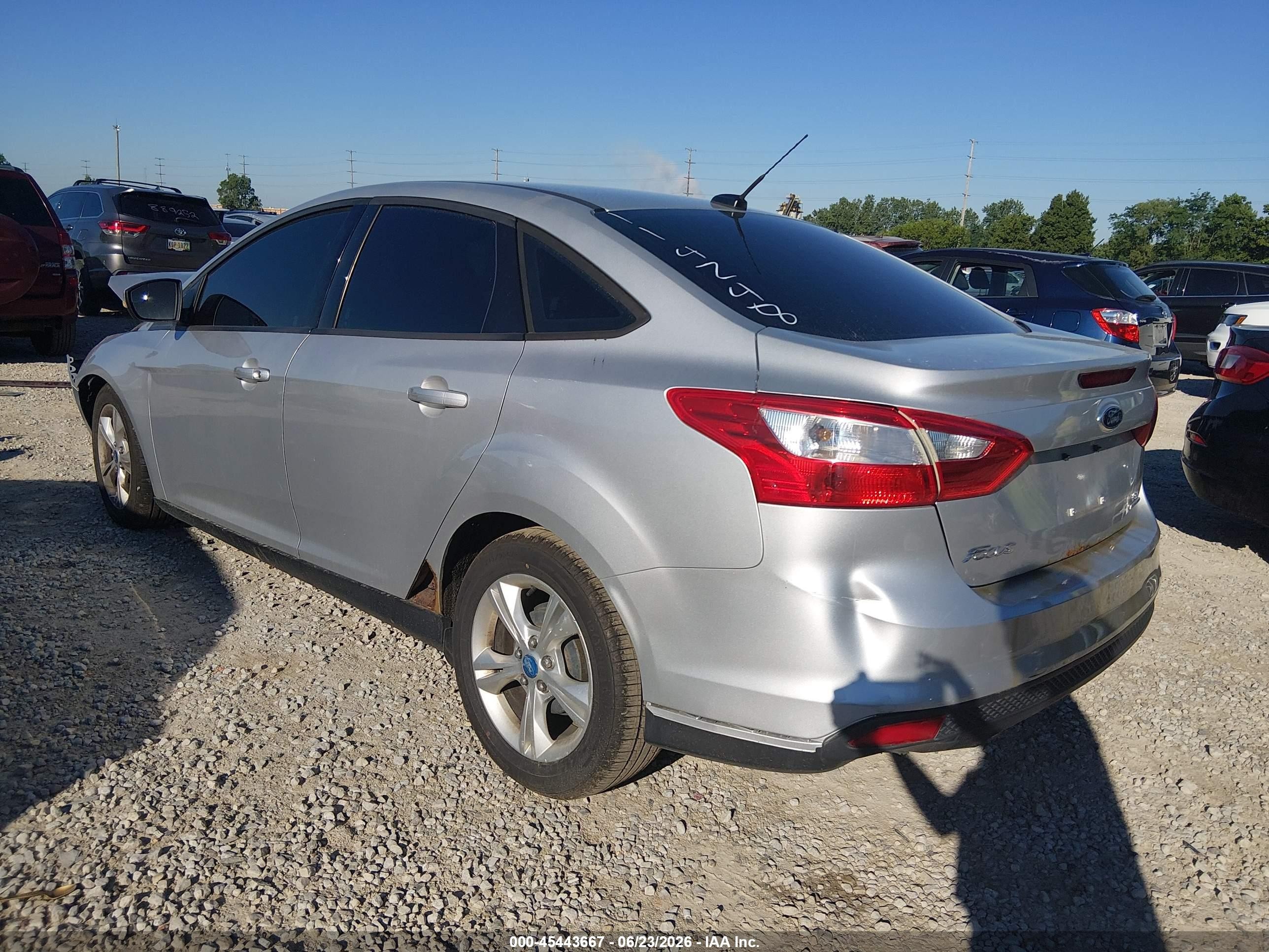 2013 Ford Focus Se Silver vin: 1FADP3F2XDL114248