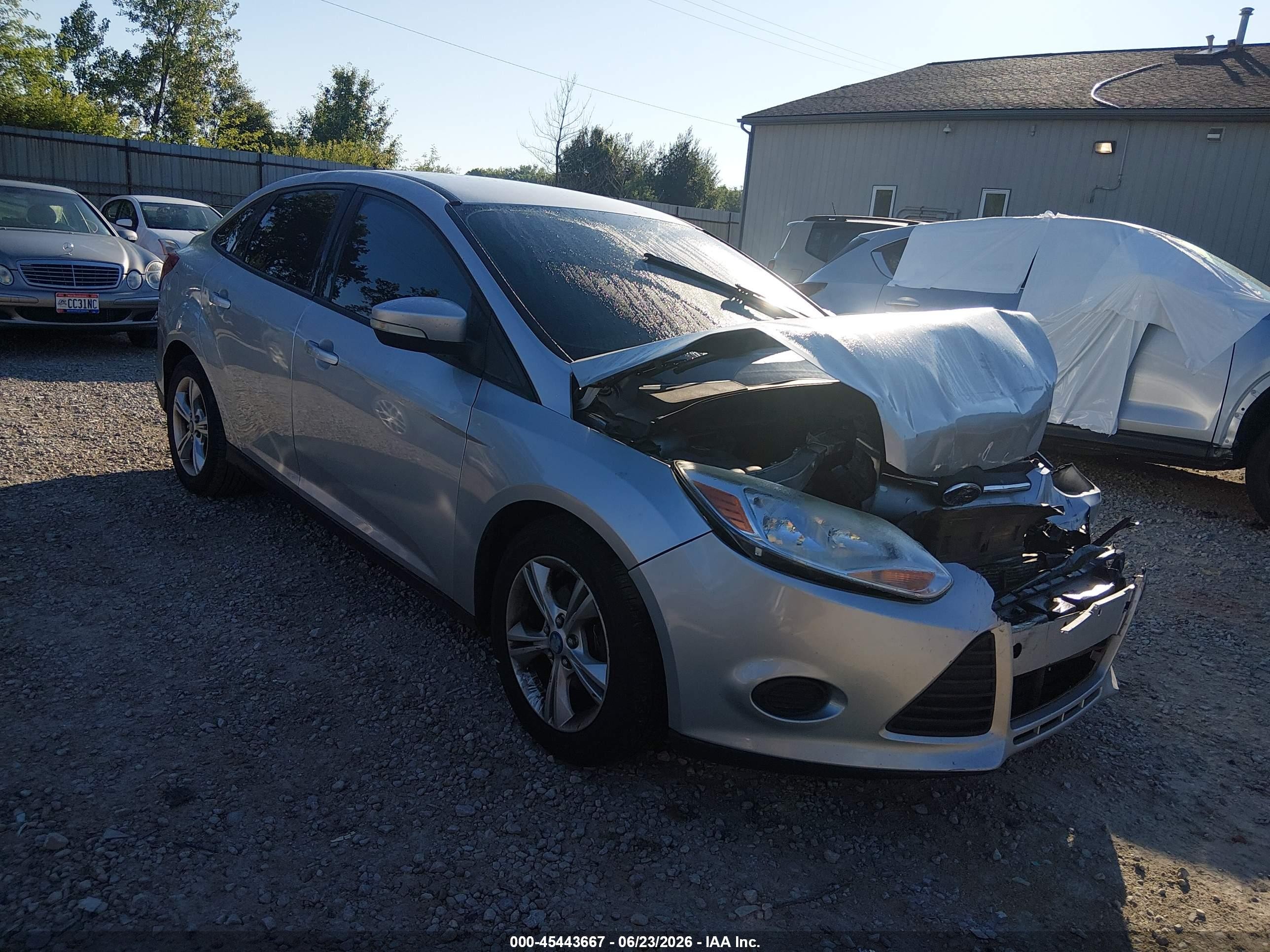 2013 Ford Focus Se Silver vin: 1FADP3F2XDL114248