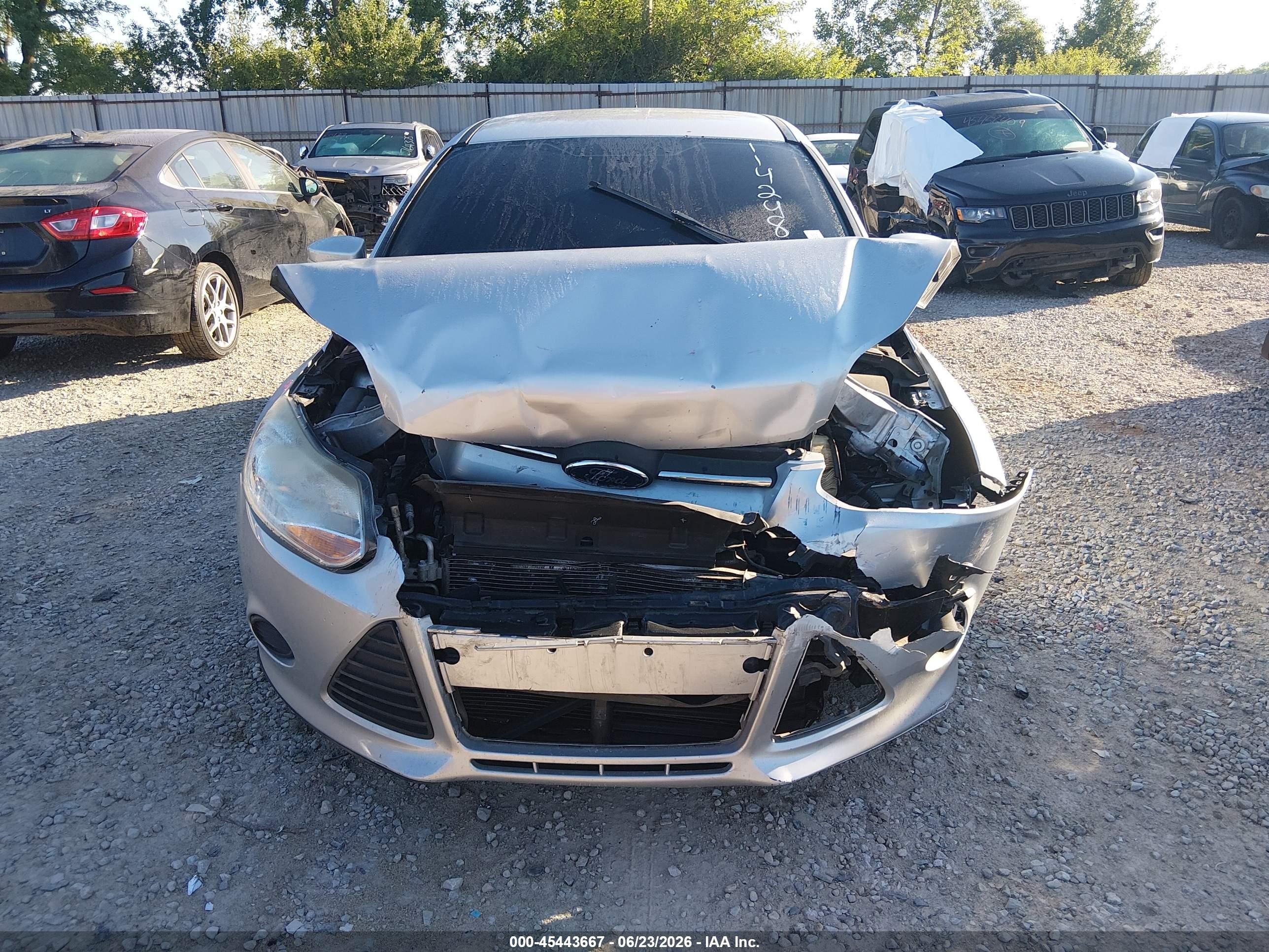 2013 Ford Focus Se Silver vin: 1FADP3F2XDL114248