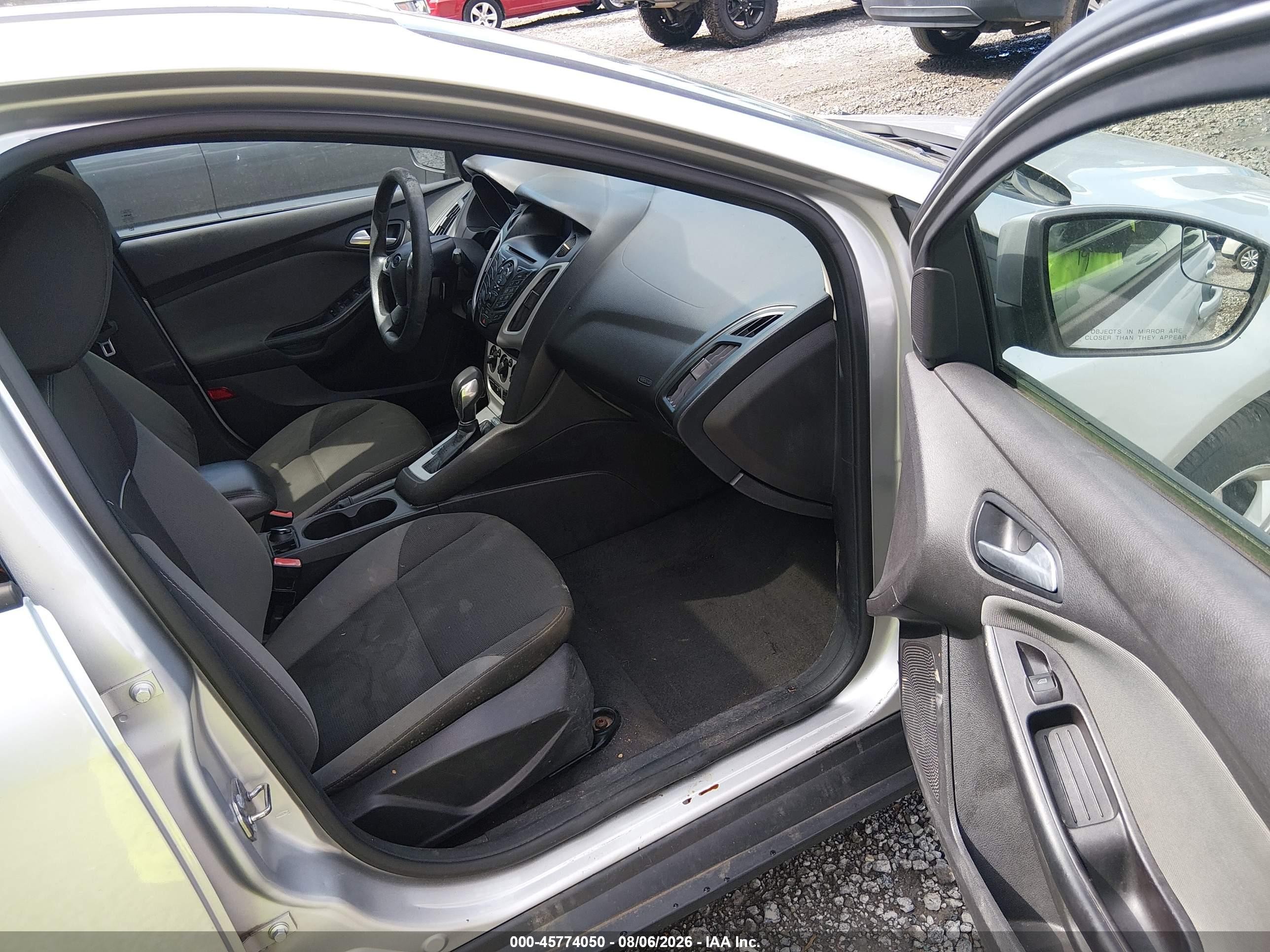 2013 Ford Focus Se Silver vin: 1FADP3F2XDL135357