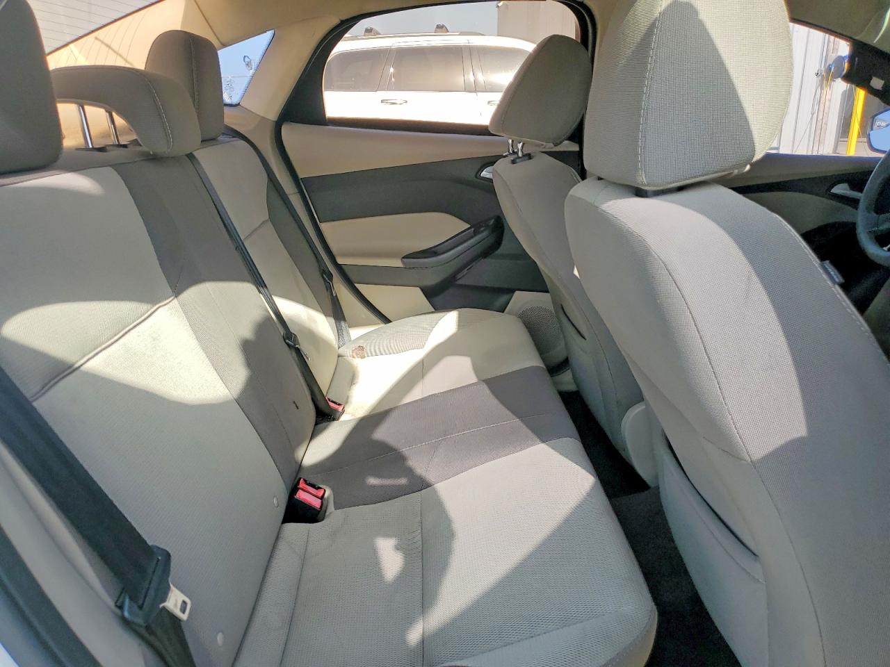 2013 Ford Focus Se Silver vin: 1FADP3F2XDL225107