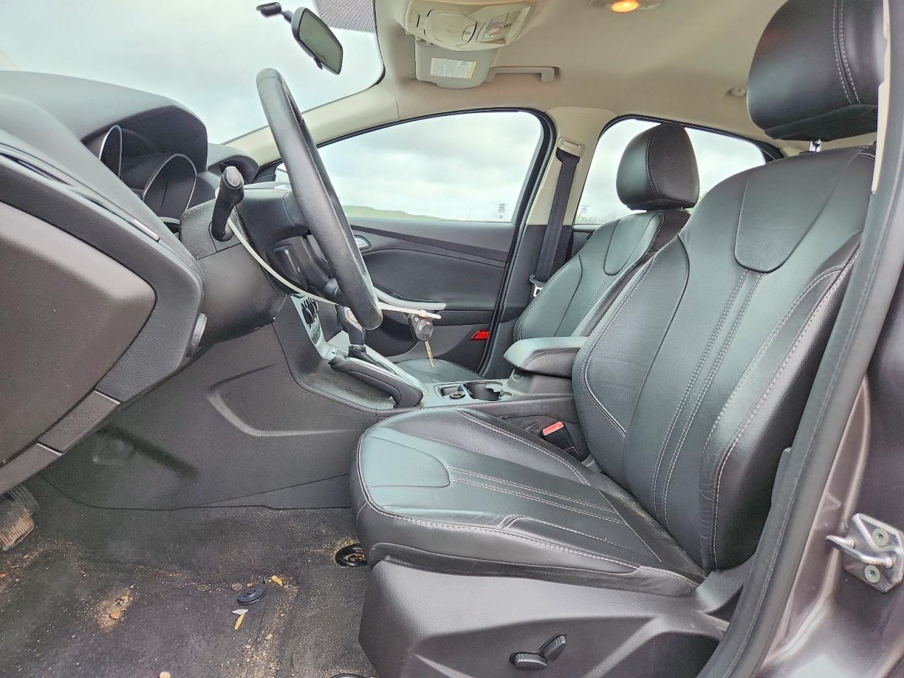 2013 Ford Focus Se Brown vin: 1FADP3F2XDL258172