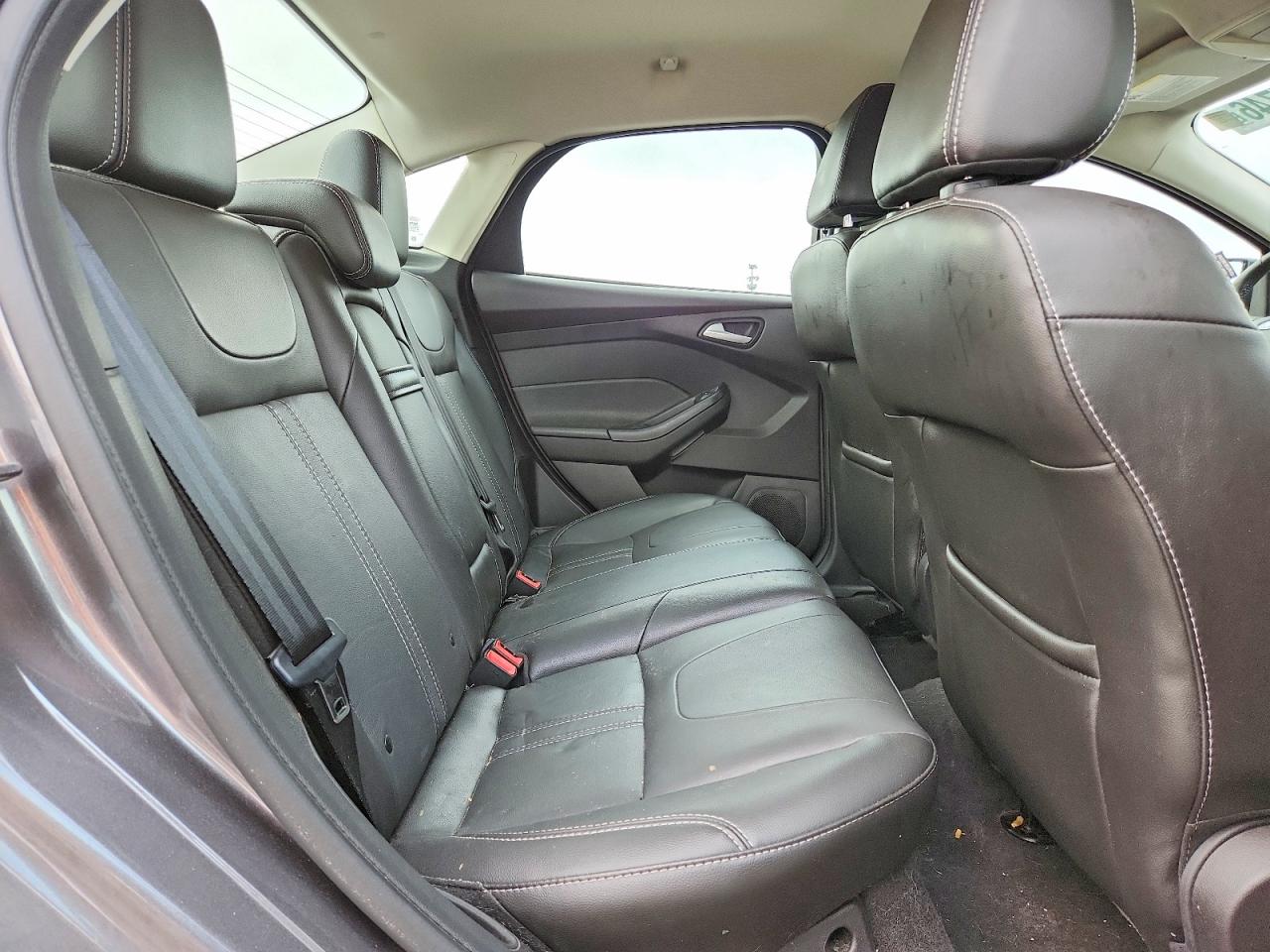 2013 Ford Focus Se Brown vin: 1FADP3F2XDL258172