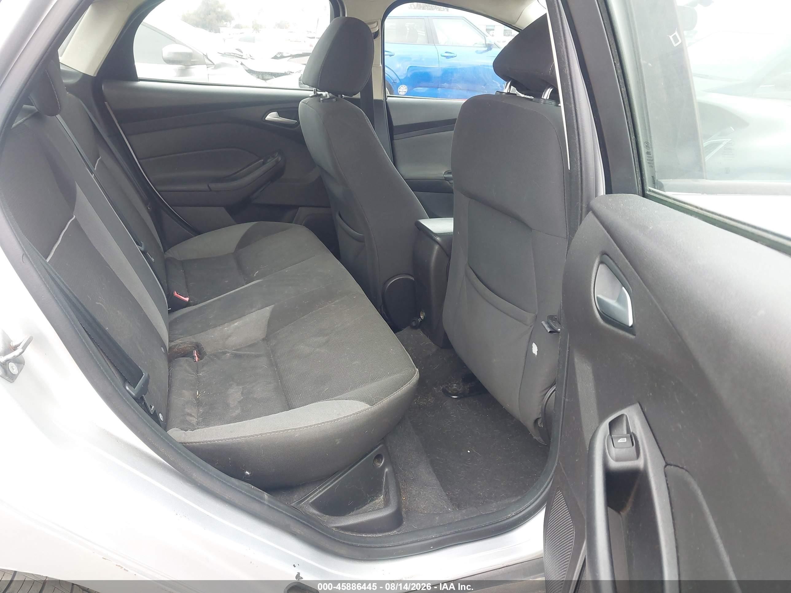 2013 Ford Focus Se Silver vin: 1FADP3F2XDL266644