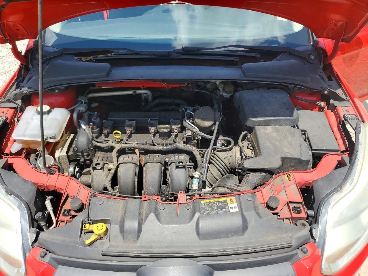 2013 Ford Focus Se Red vin: 1FADP3F2XDL278390