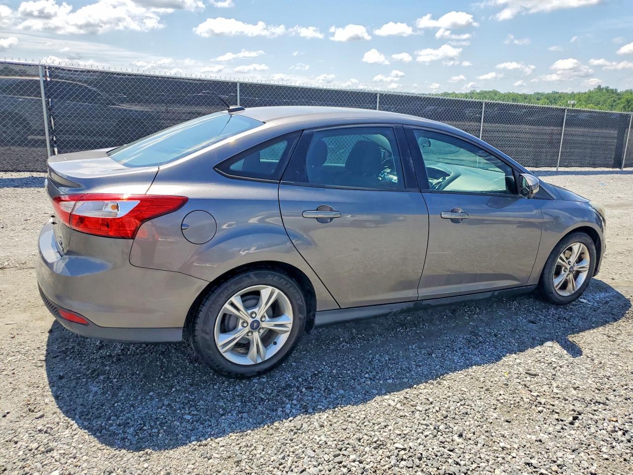 2013 Ford Focus Se Gray vin: 1FADP3F2XDL305376