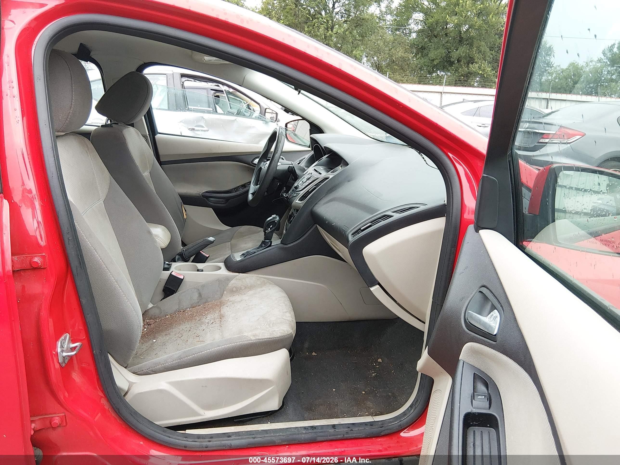 2013 Ford Focus Se Red vin: 1FADP3F2XDL334036