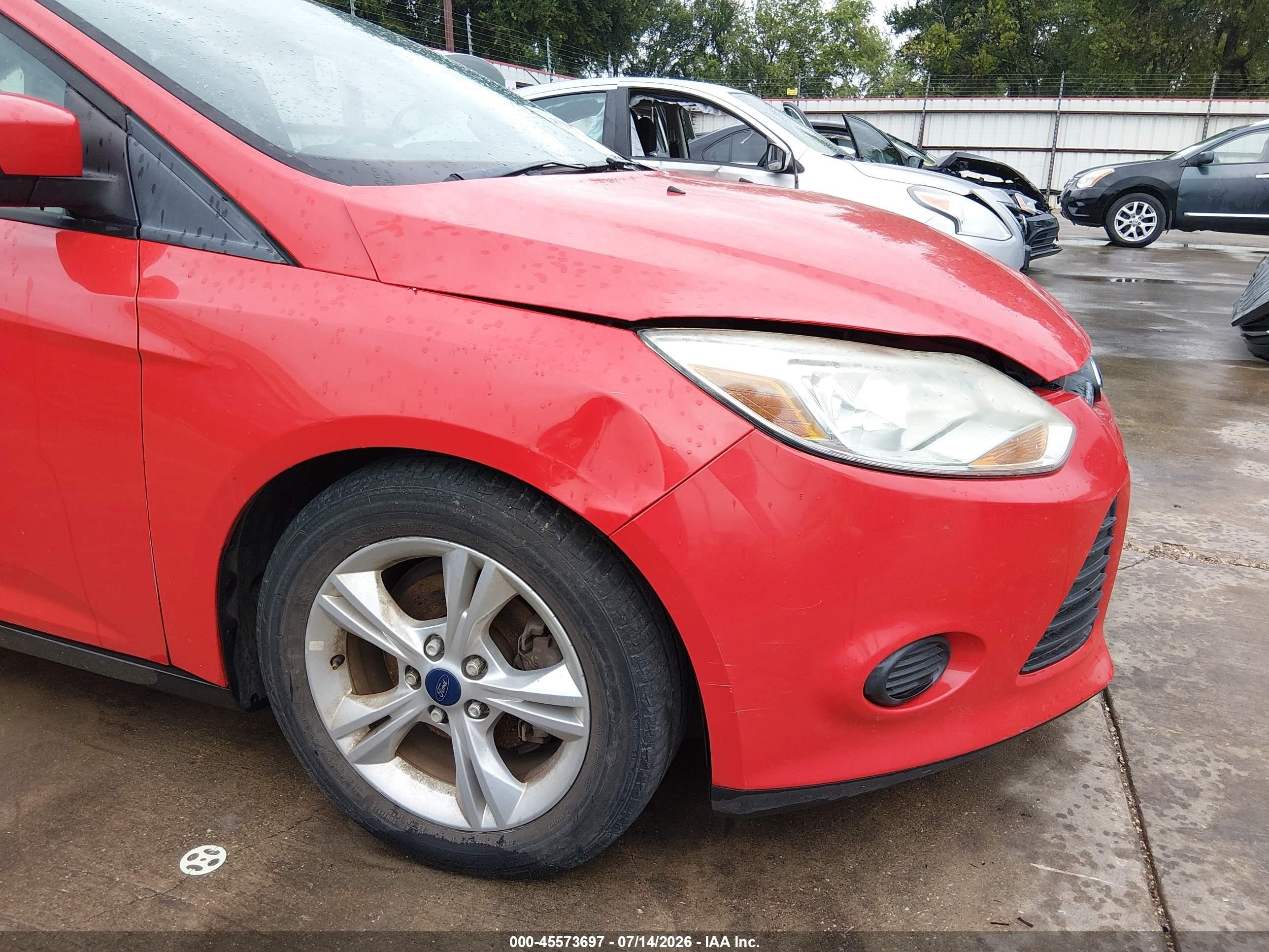 2013 Ford Focus Se Red vin: 1FADP3F2XDL334036