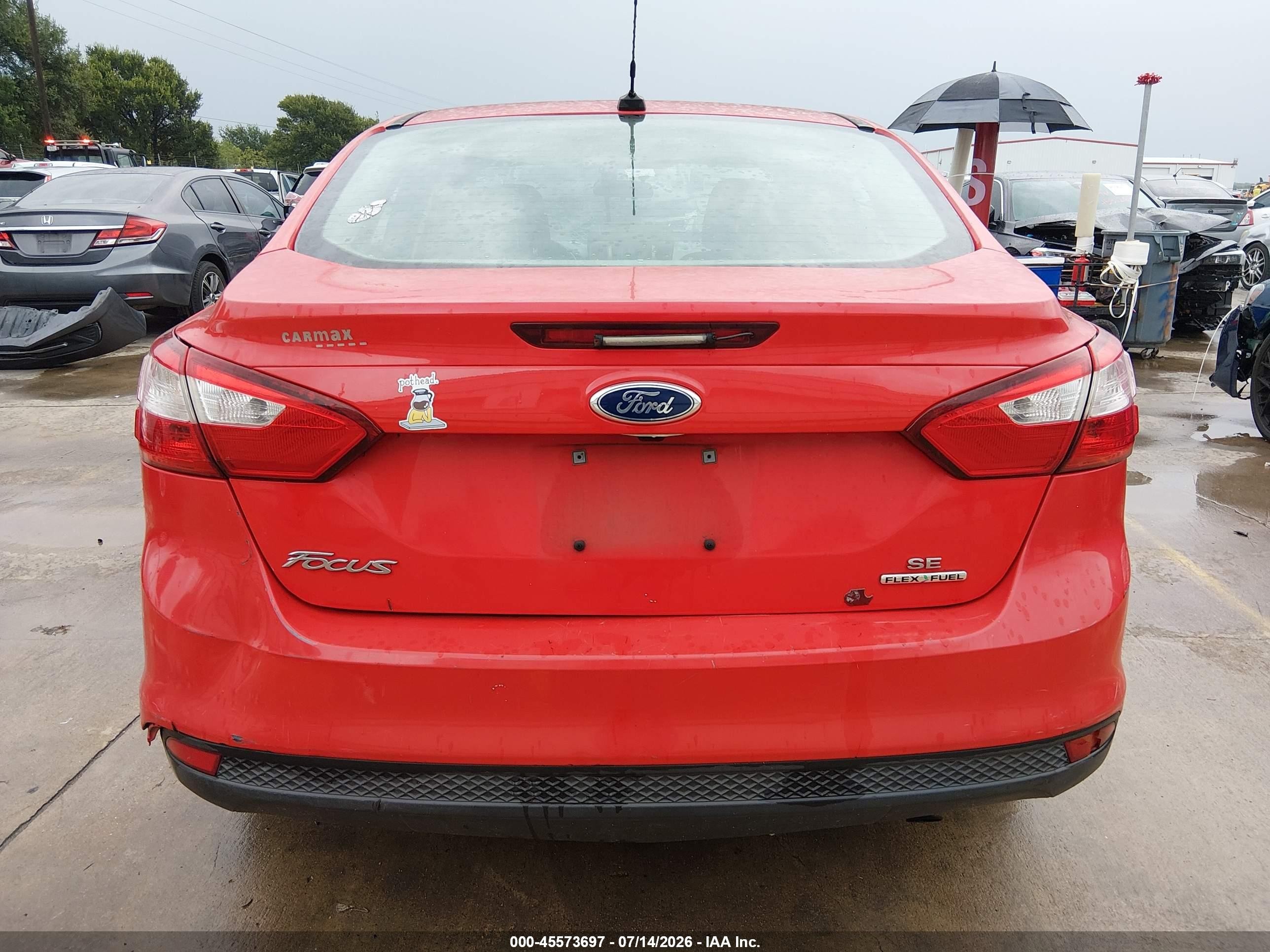 2013 Ford Focus Se Red vin: 1FADP3F2XDL334036